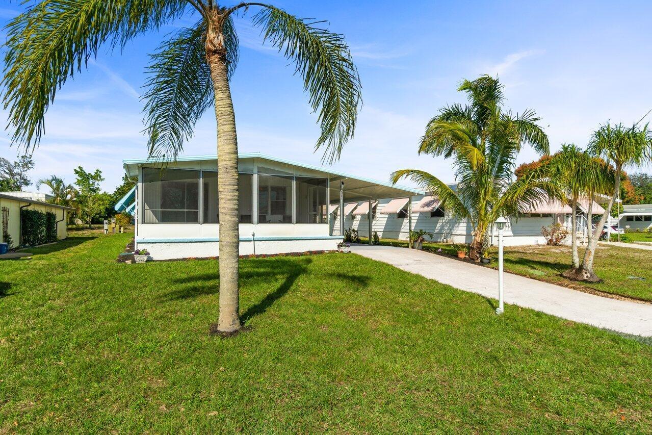7129 SE Bluebird Circle, Hobe Sound, FL, 33455/$249,000 1 7129 SE Bluebird Circle