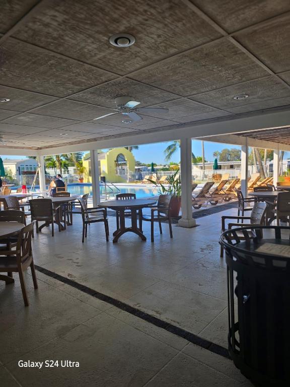 GOLF VIEW ESTATES - Residential