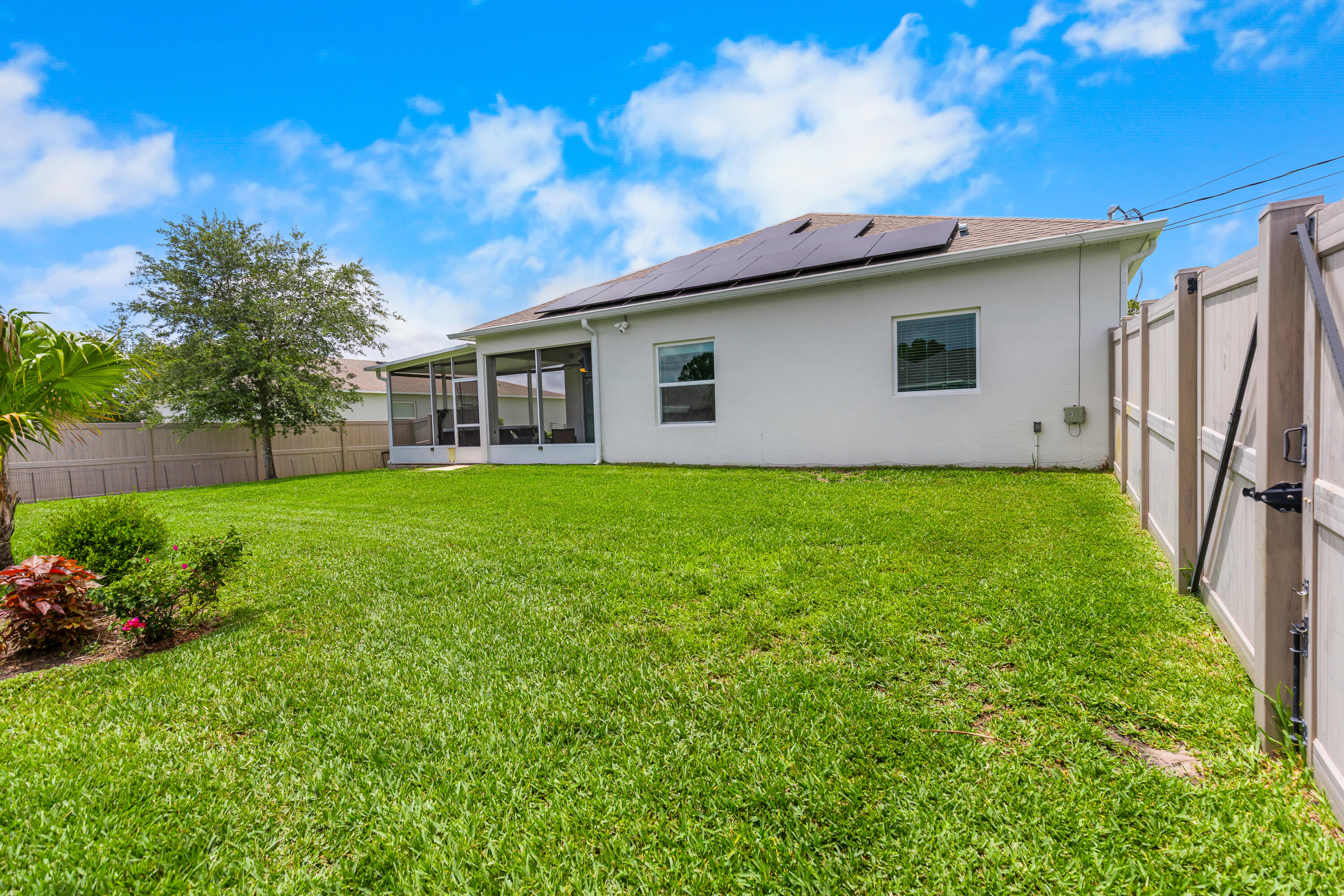 PORT ST LUCIE SECTION 19 - Residential