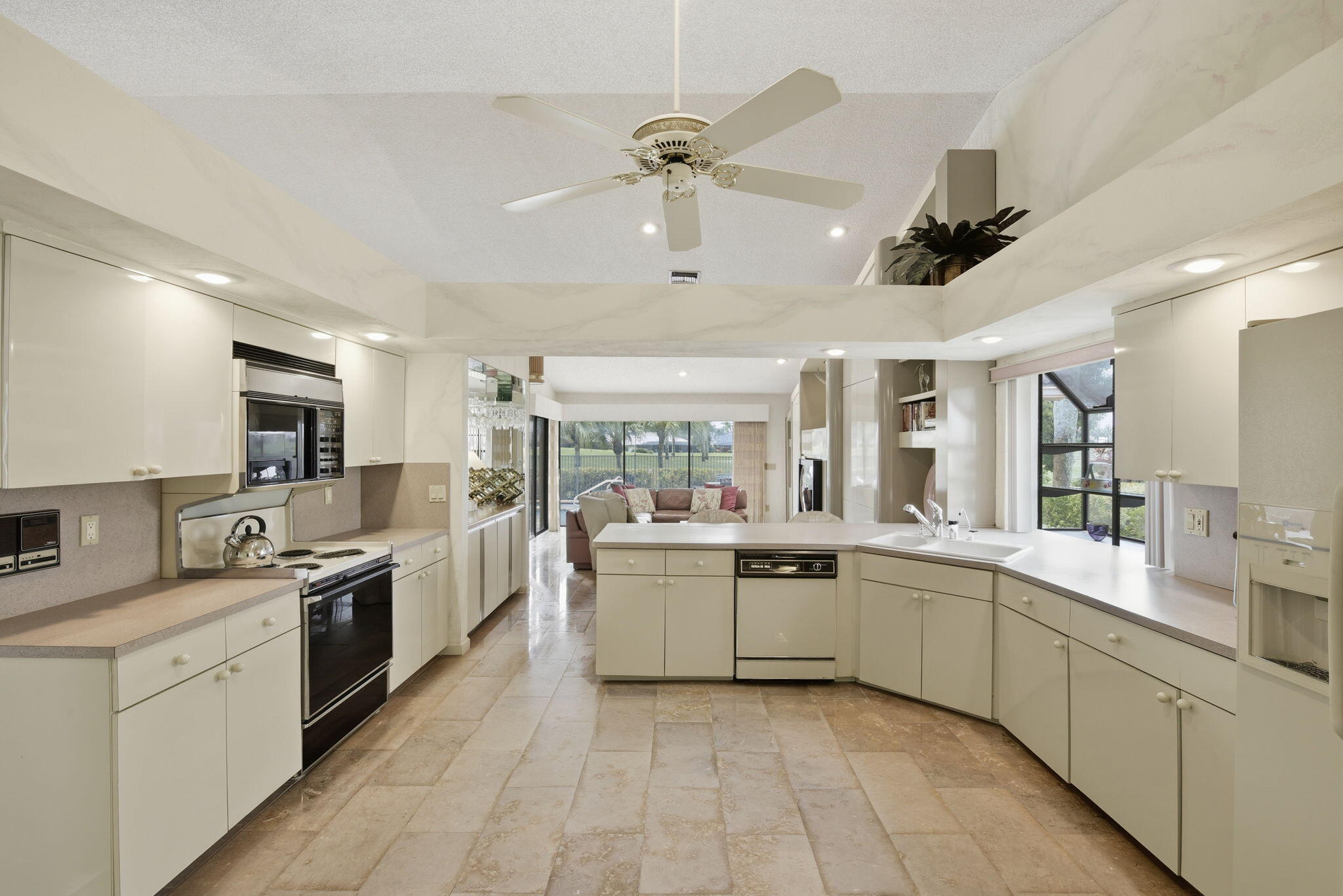 BOCA WOODS COUNTRY CLUB 11 - Residential