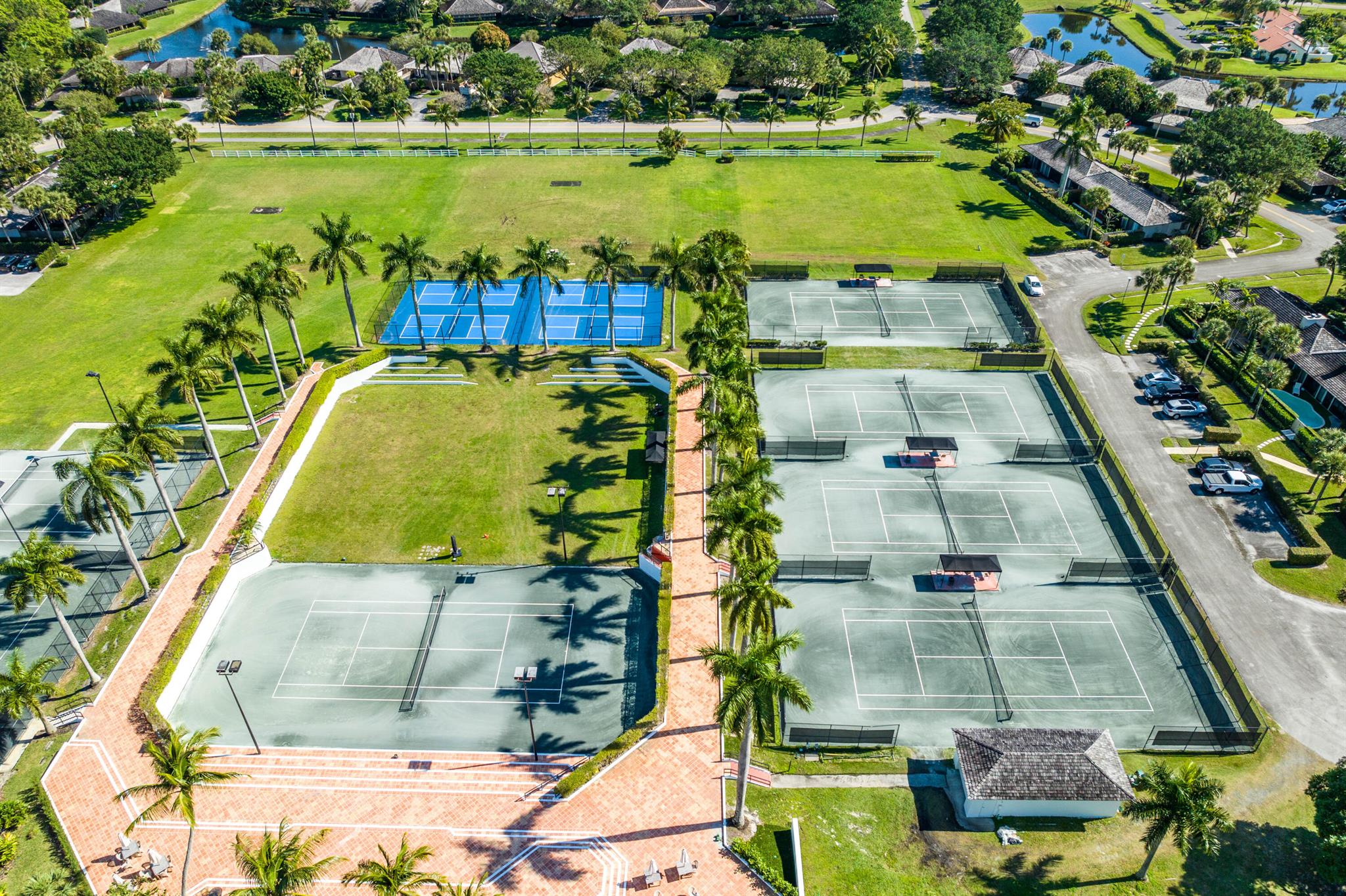 TENNIS LODGES 1 CONDO - Residential Lease