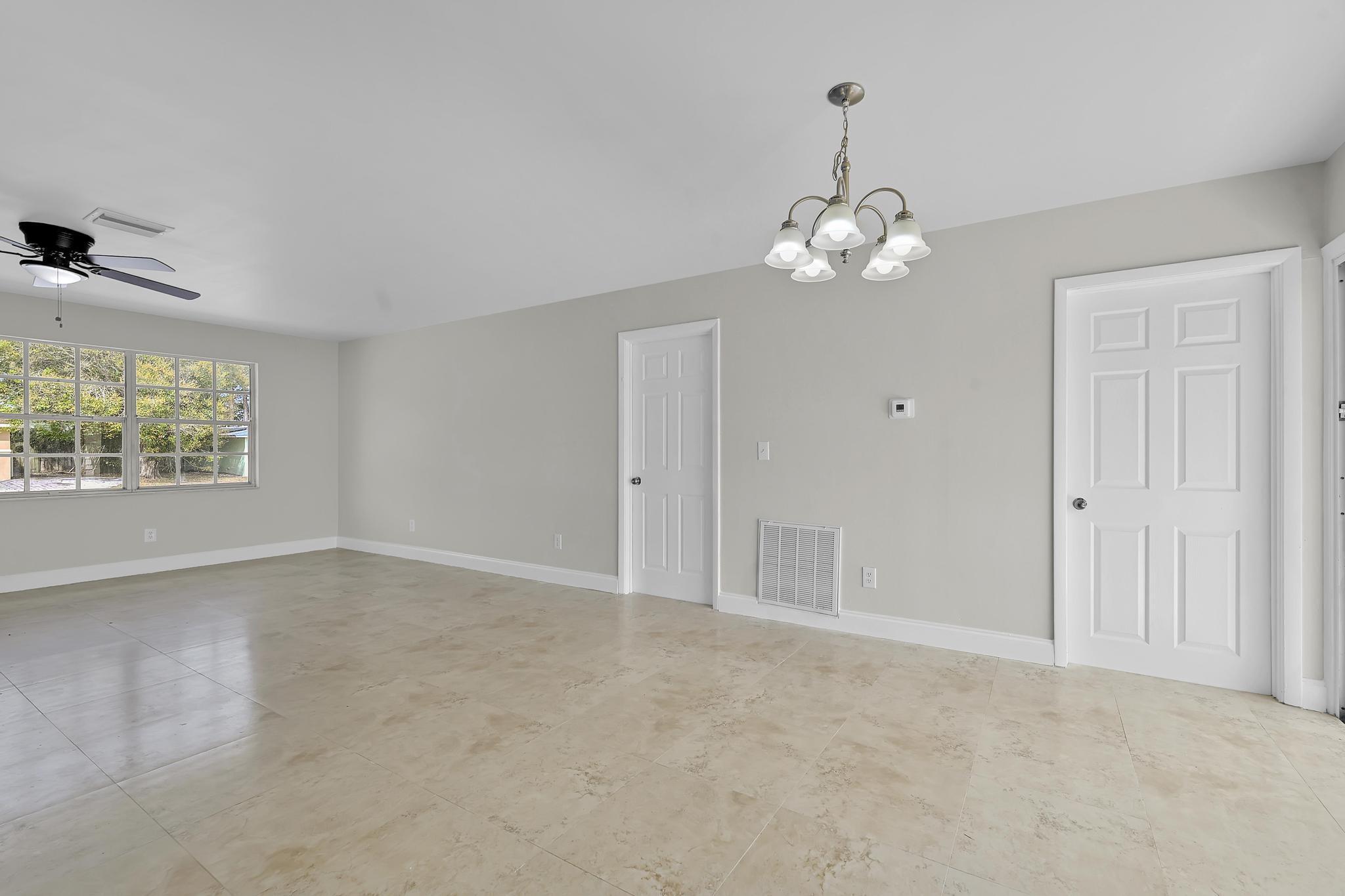 PORT ST LUCIE FLORESTA PINES UNIT 2 - Residential