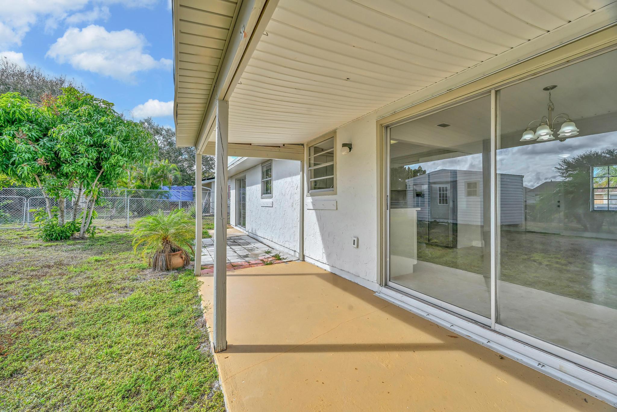 PORT ST LUCIE FLORESTA PINES UNIT 2 - Residential