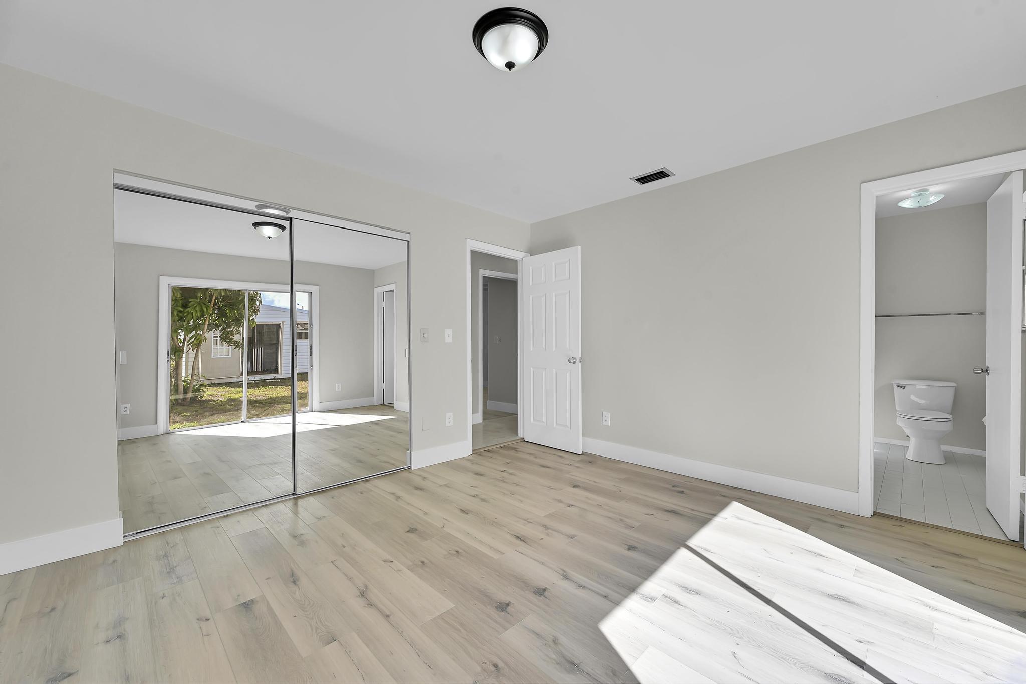 PORT ST LUCIE FLORESTA PINES UNIT 2 - Residential