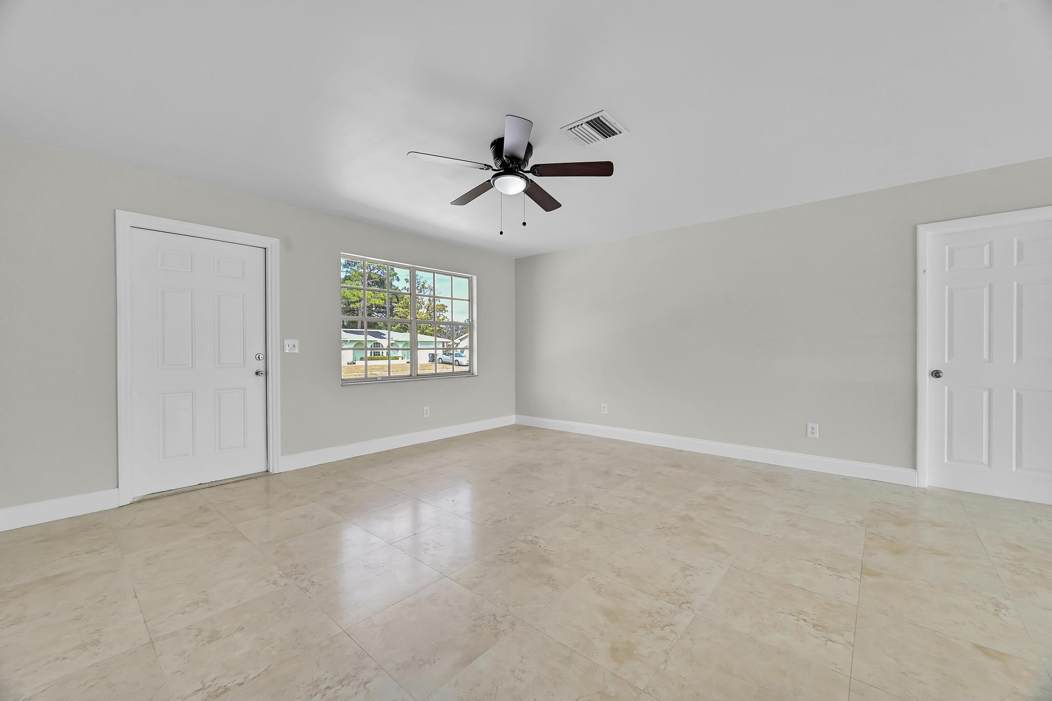 PORT ST LUCIE FLORESTA PINES UNIT 2 - Residential