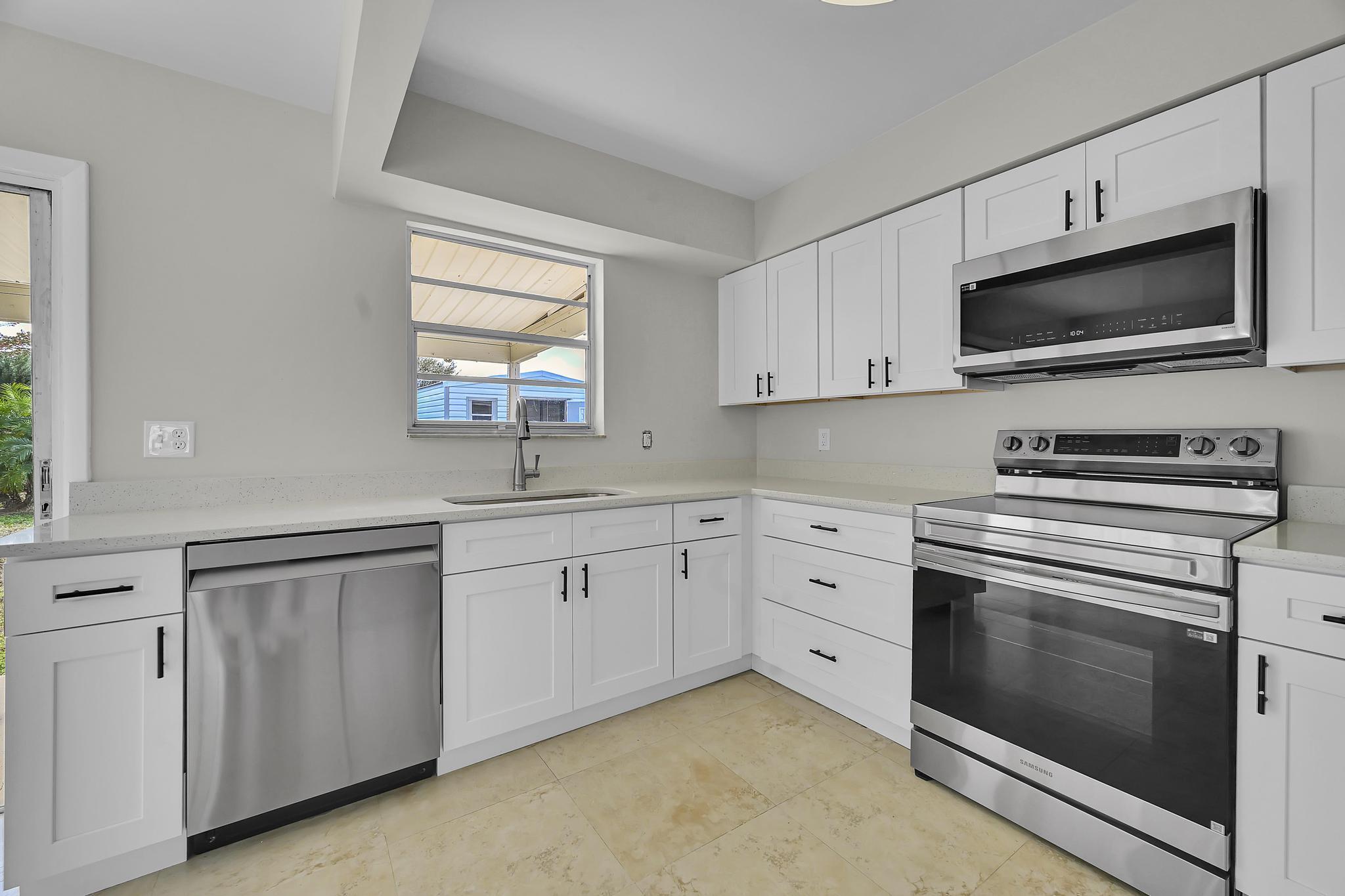 PORT ST LUCIE FLORESTA PINES UNIT 2 - Residential