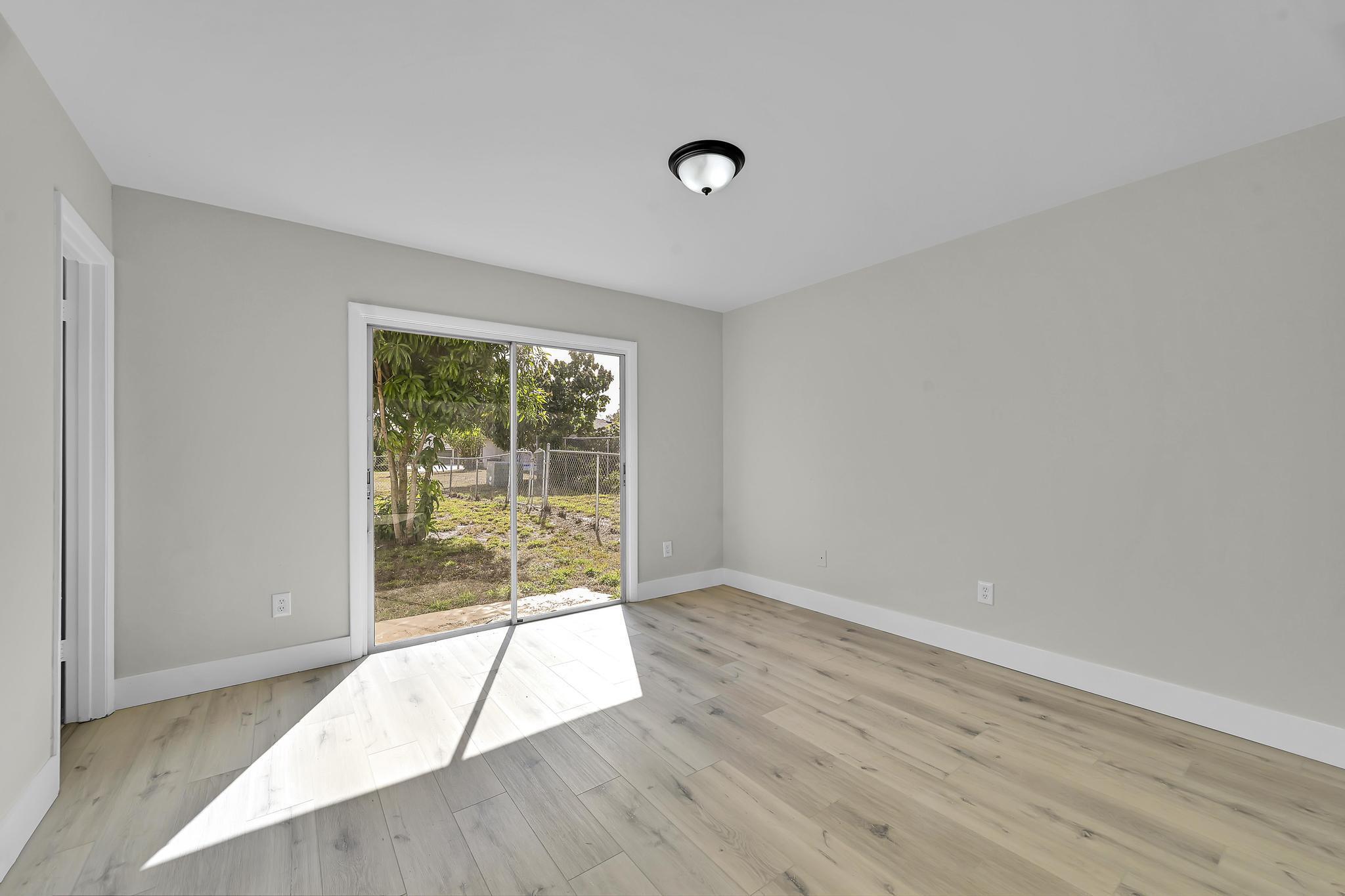 PORT ST LUCIE FLORESTA PINES UNIT 2 - Residential