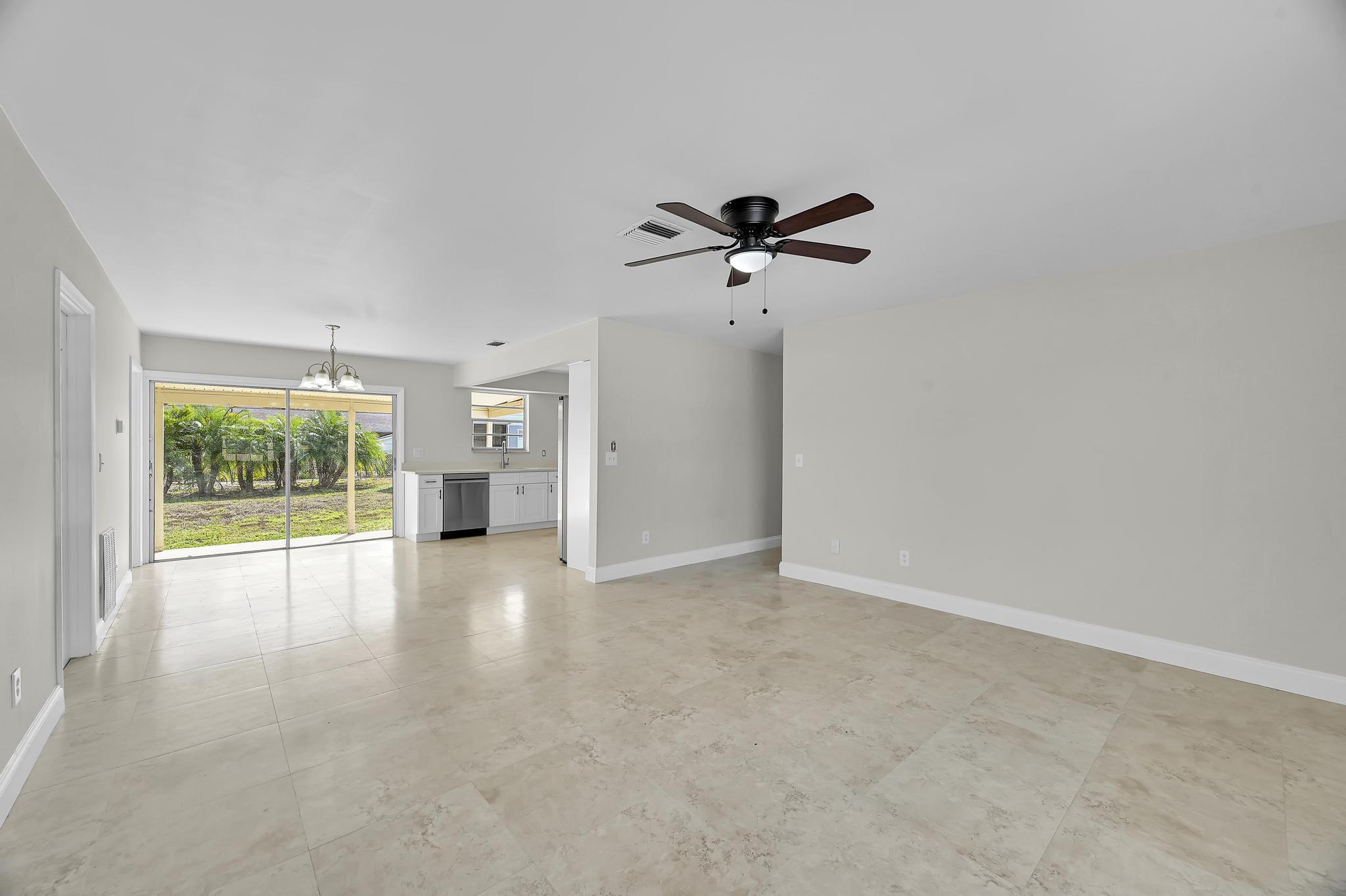 PORT ST LUCIE FLORESTA PINES UNIT 2 - Residential