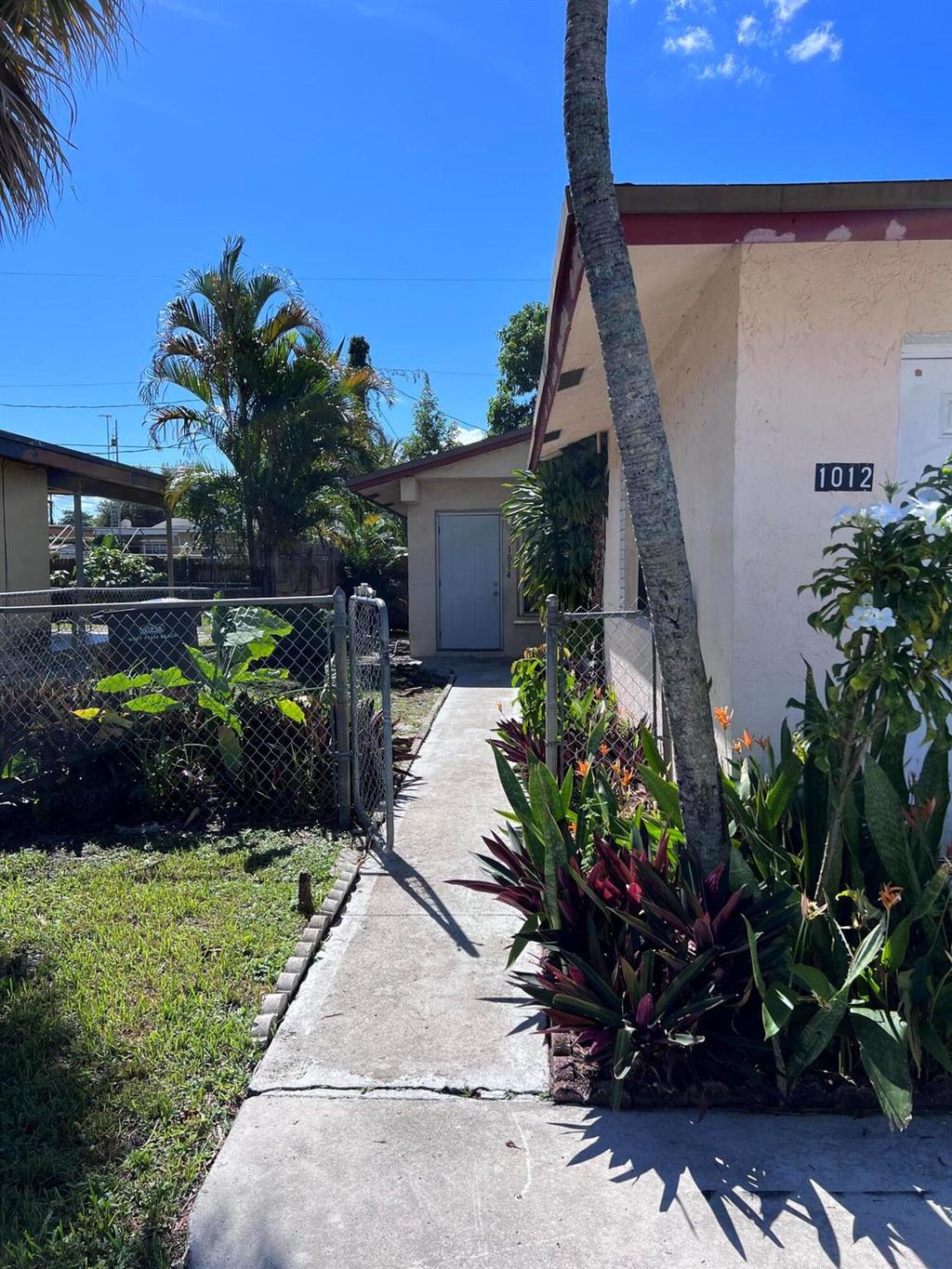 Photo of 1012 Green Street, West Palm Beach, FL 33405 (MLS # R10937034)