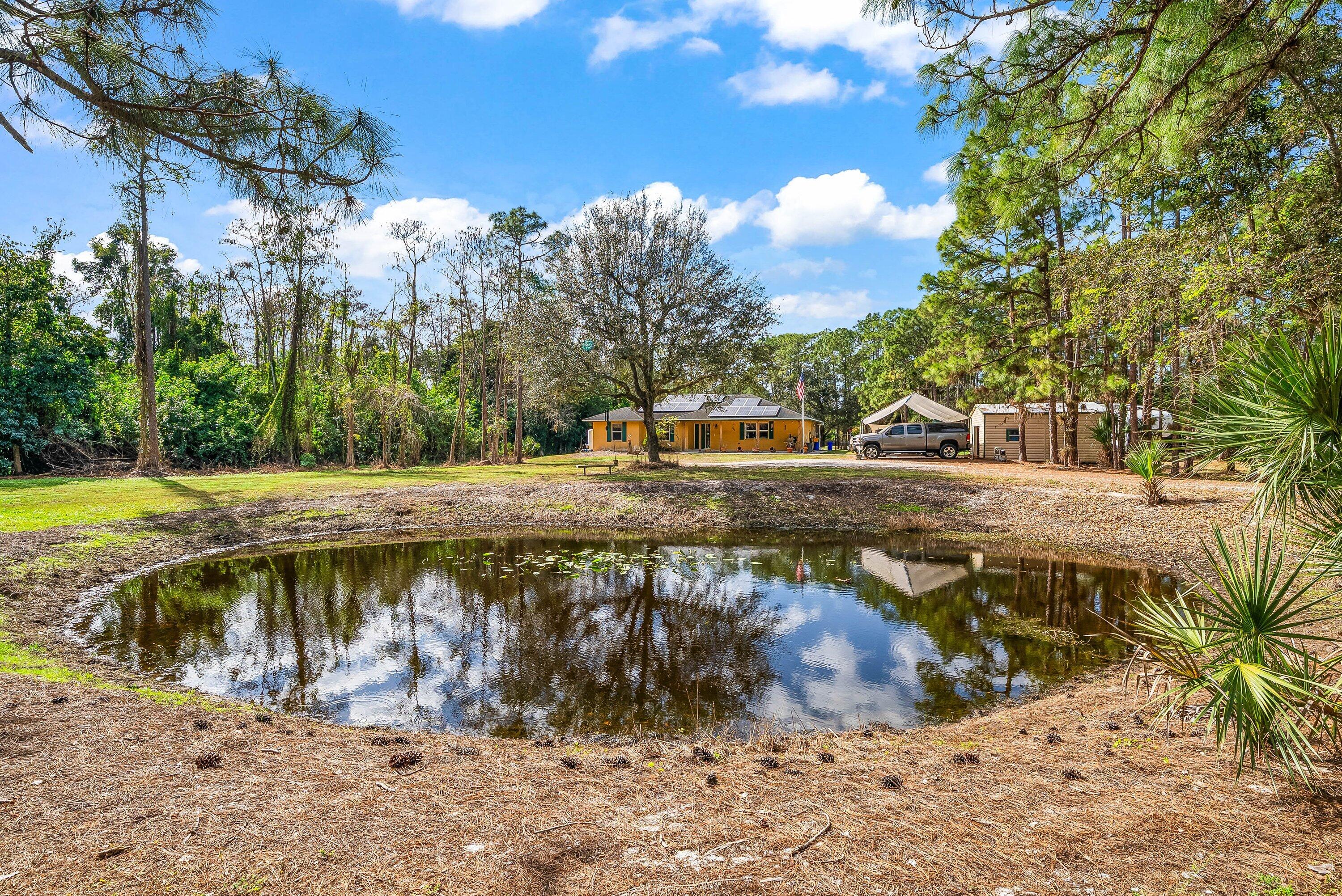 LOXAHATCHEE GROVES - Residential