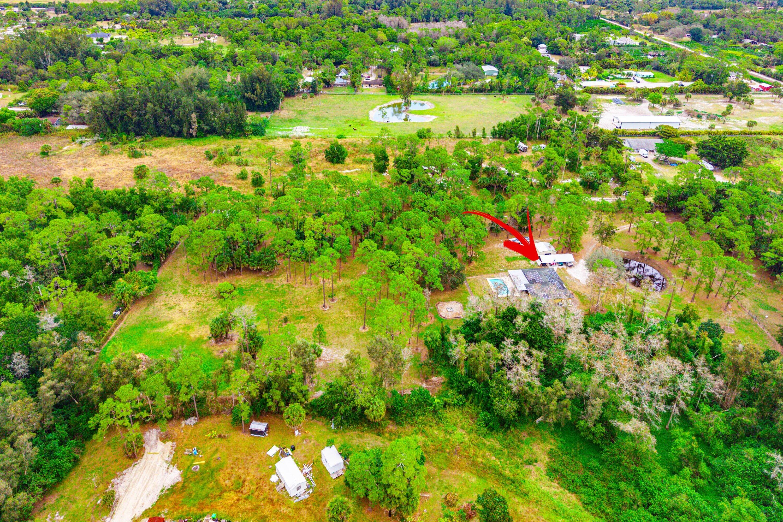 LOXAHATCHEE GROVES - Residential