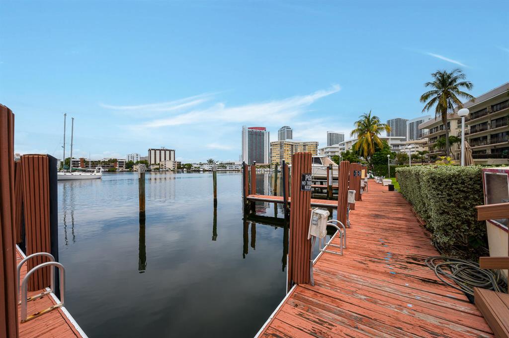 LINDAL APTS CONDO - Residential