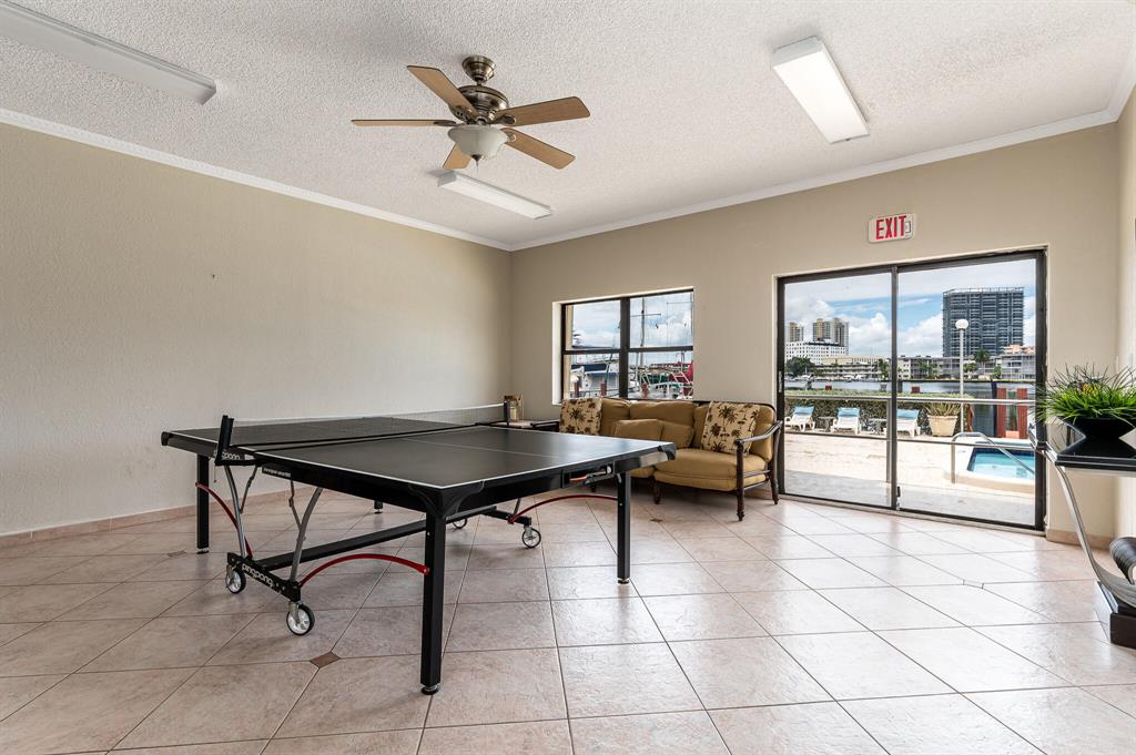 LINDAL APTS CONDO - Residential