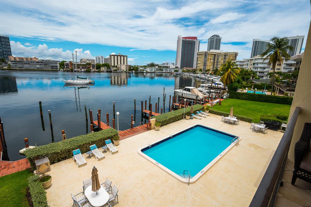 LINDAL APTS CONDO - Residential