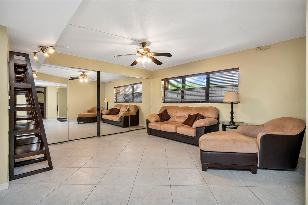 LINDAL APTS CONDO - Residential