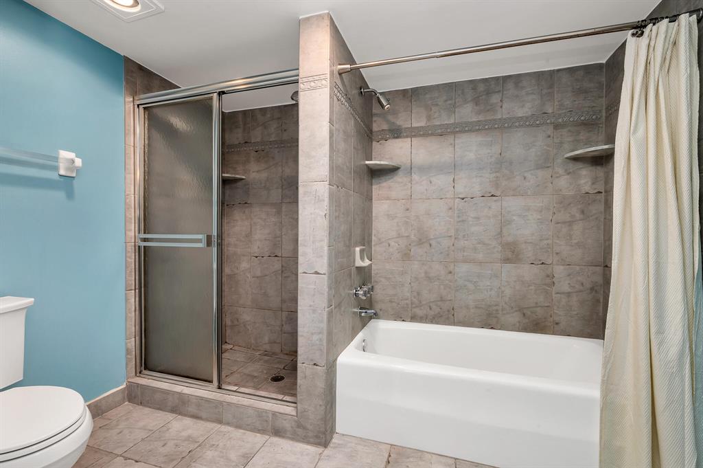 LINDAL APTS CONDO - Residential