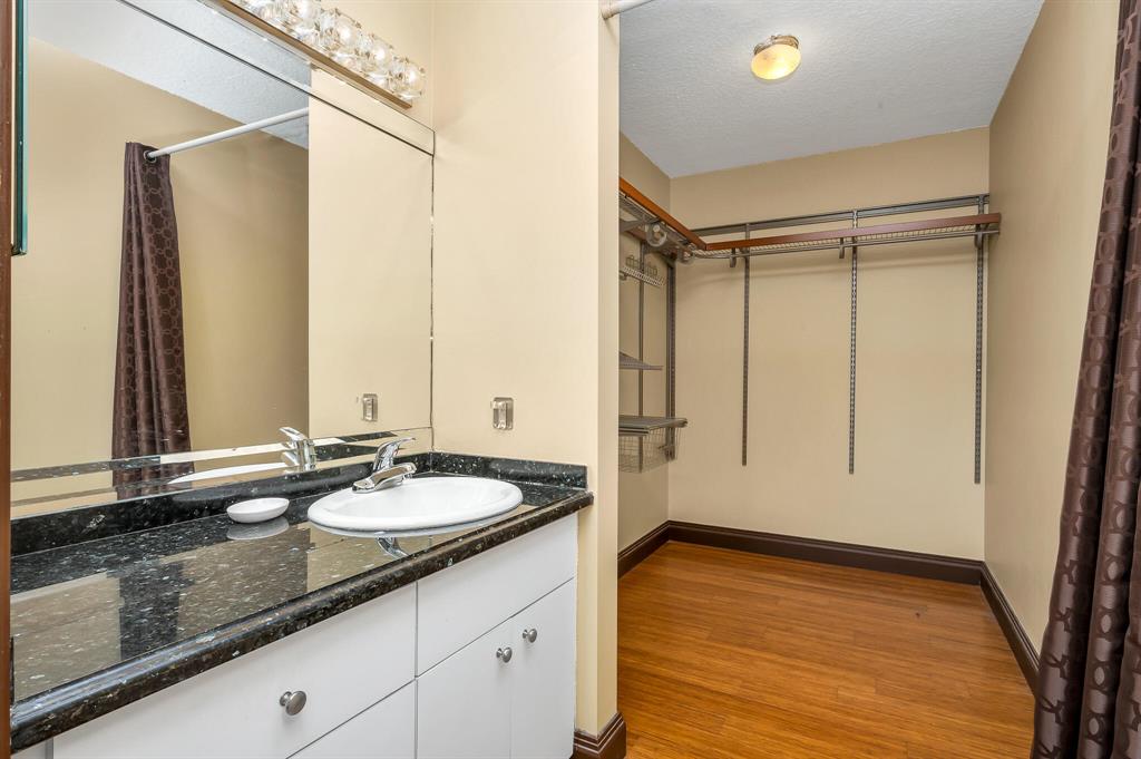 LINDAL APTS CONDO - Residential