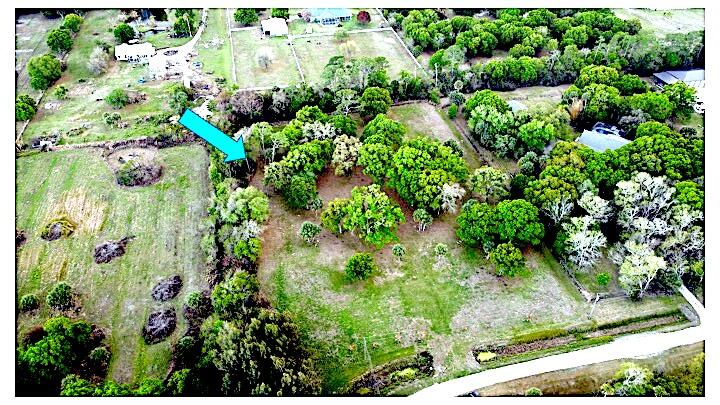 TRAILS END SUB - Land