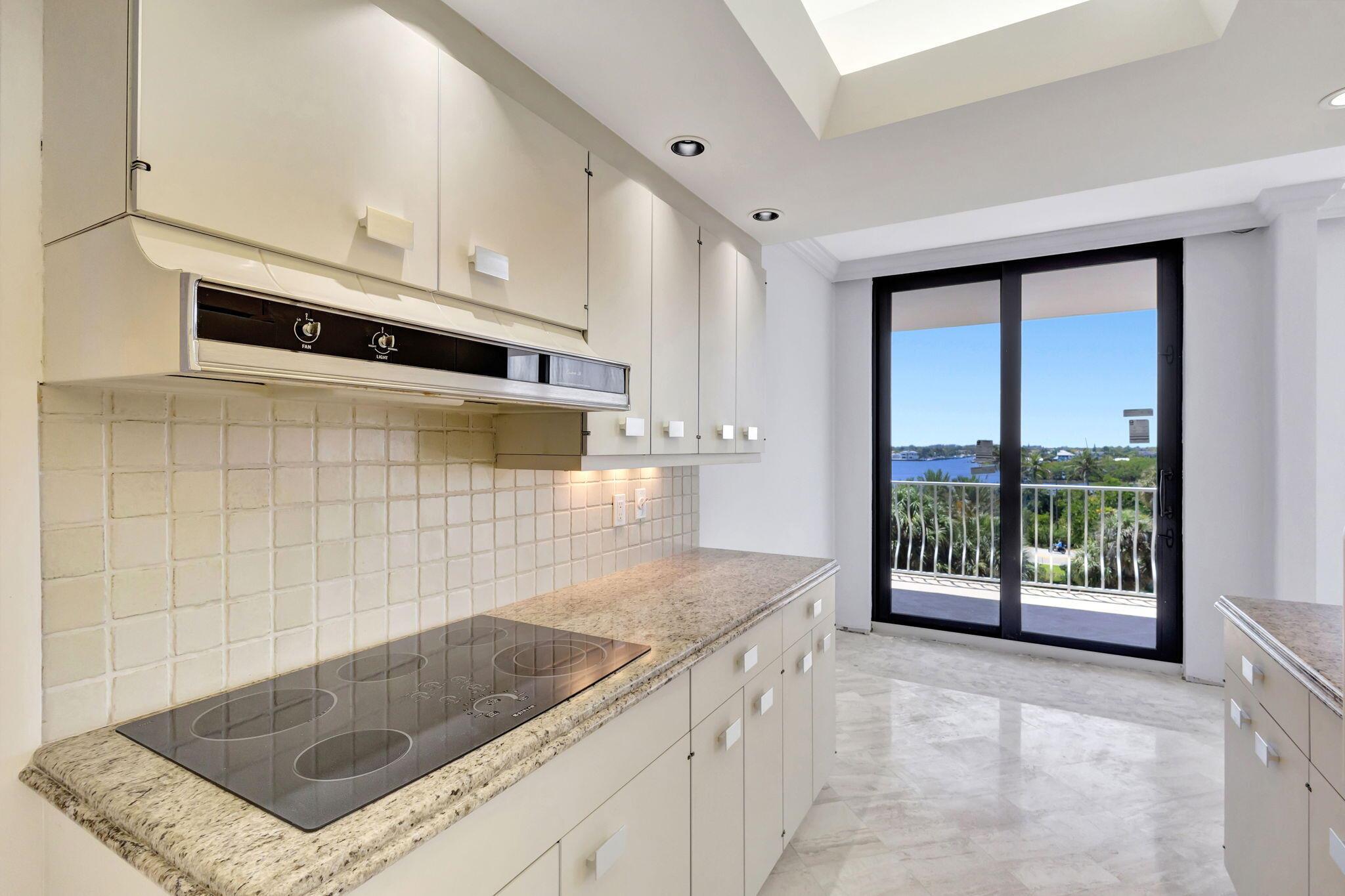 Two Thousand Condo at Slo - Residential