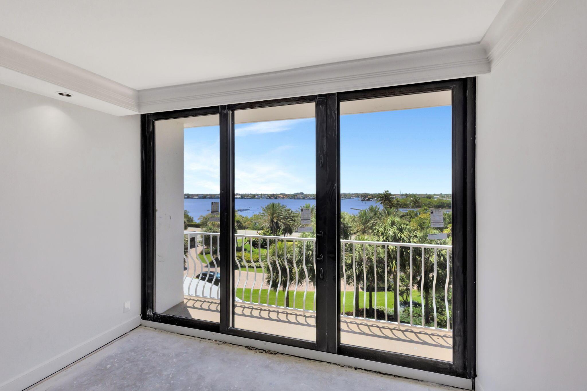 Two Thousand Condo at Slo - Residential