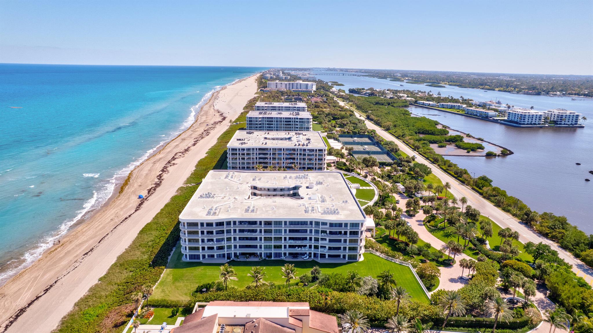 Two Thousand Condo at Slo - Residential