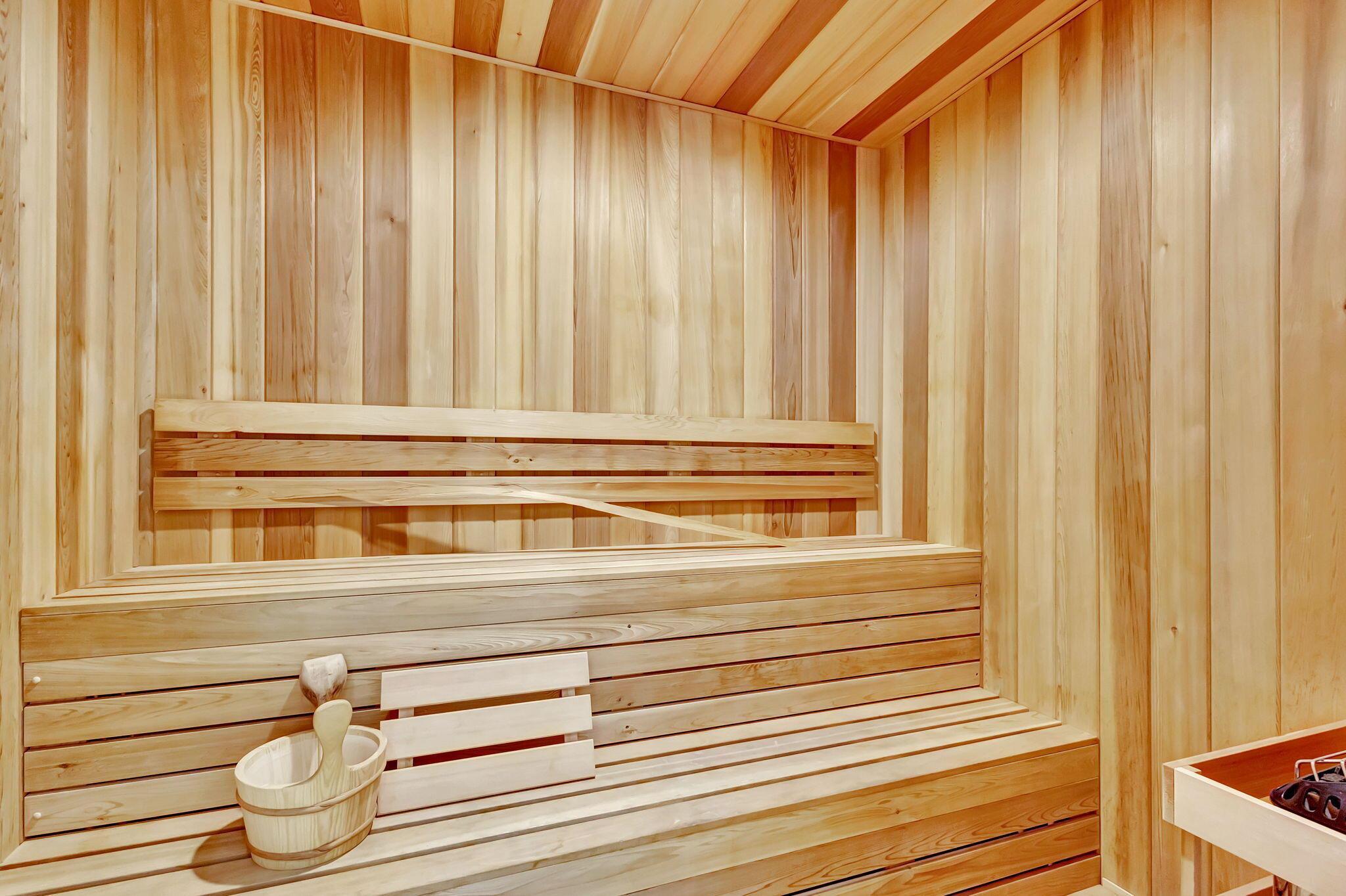 Two Thousand Condo at Slo - Residential