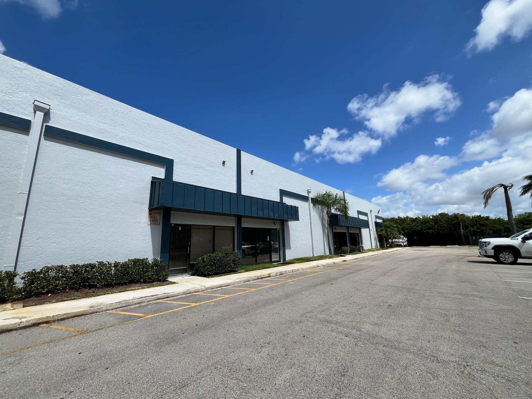 The Sunrise Commerce Park was built in 1985 is a 34,179 square foot flex, office, and small bay warehouse property with 16’4 foot tall ceilings in I-1 Light Industrial zoning. The property is only minutes from the Sawgrass Expressway just south of Commercial Boulevard with frontage on Nob Hill Road. The unit sizes range from 1,000 square feet up to 5,000 square feet and have 12’ x 12’ grade level overhead doors in the rear with glass storefront entrances.