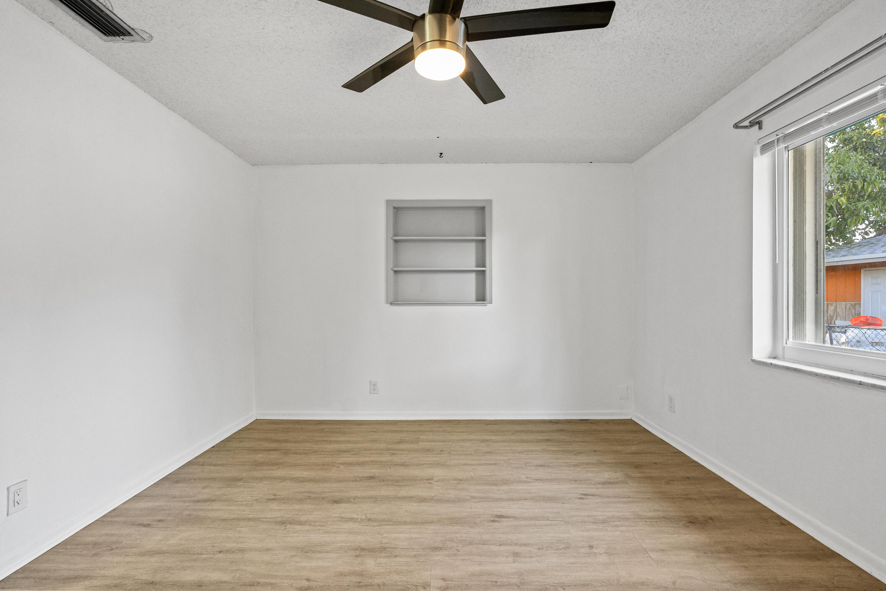 R J MC BRIDE SUB AMENDED PLAT - Residential