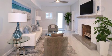 A home in Wilton Manors