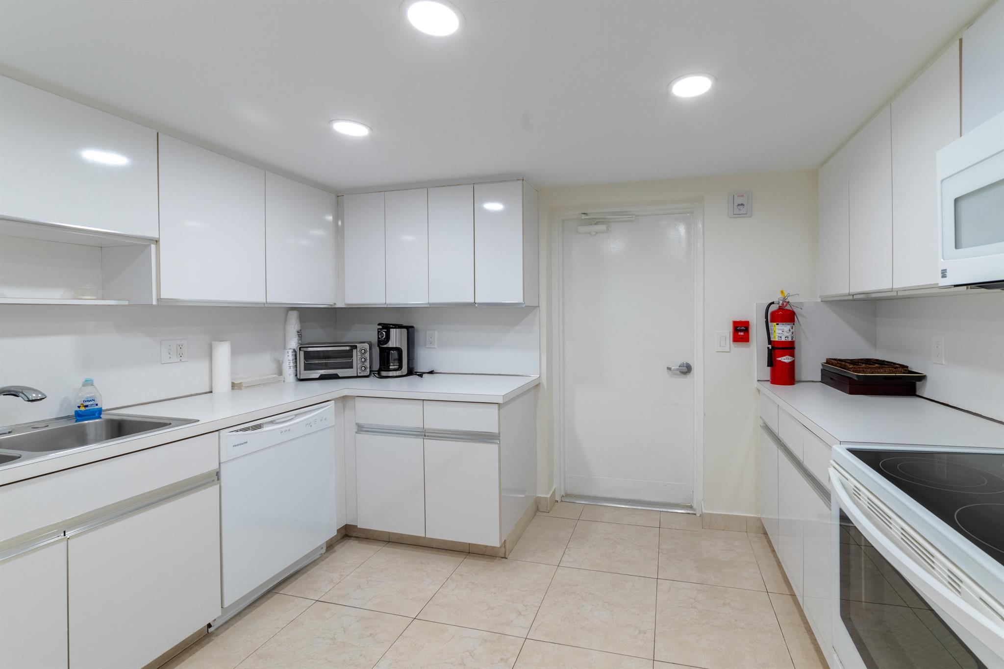 THIRTY FIVE SIXTY CONDO - Residential