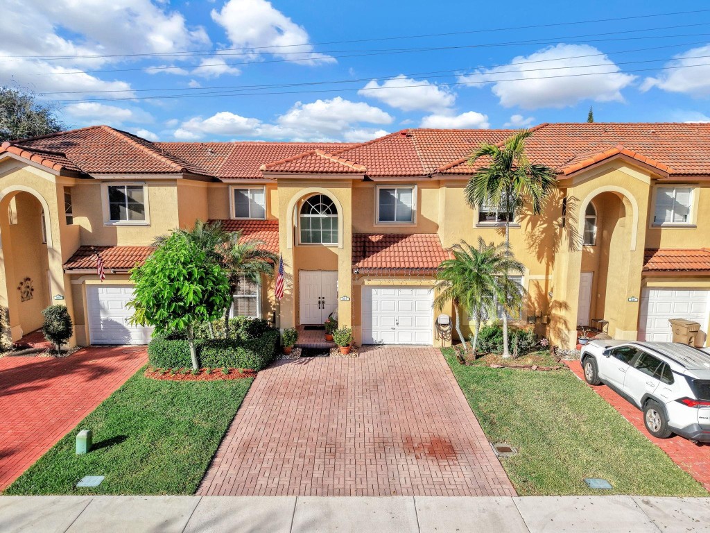 POINCIANA PARC - Residential