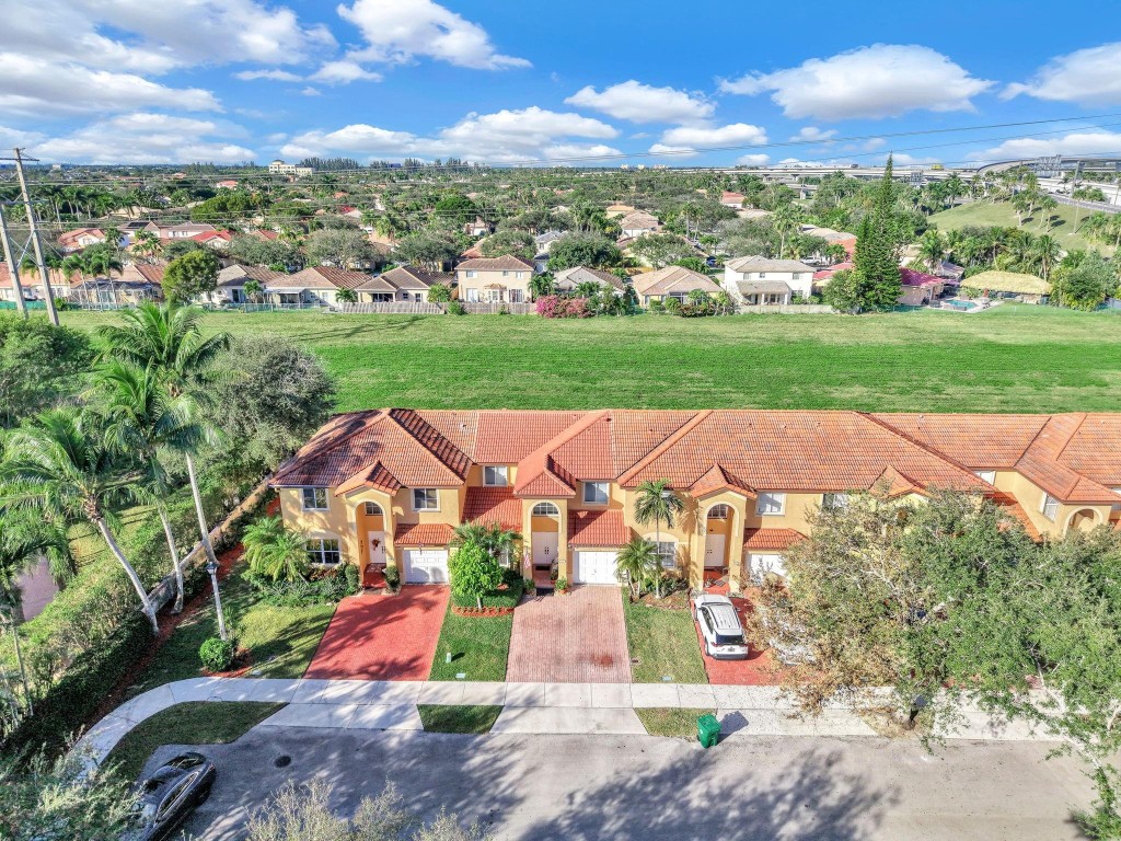 POINCIANA PARC - Residential