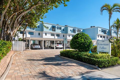 A home in Deerfield Beach