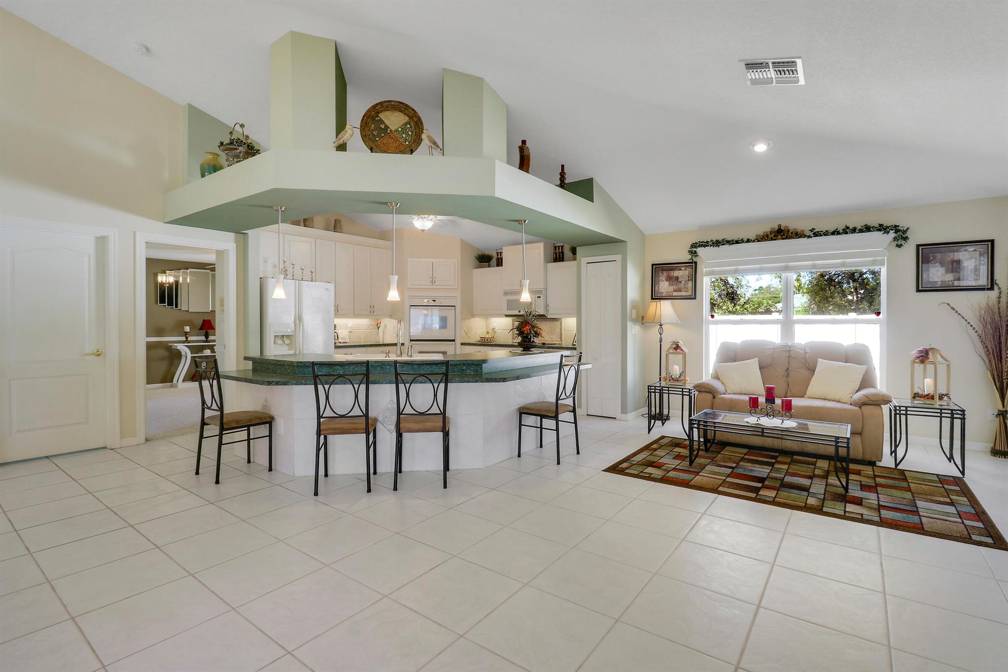 PORT ST LUCIE SECTION 10 - Residential