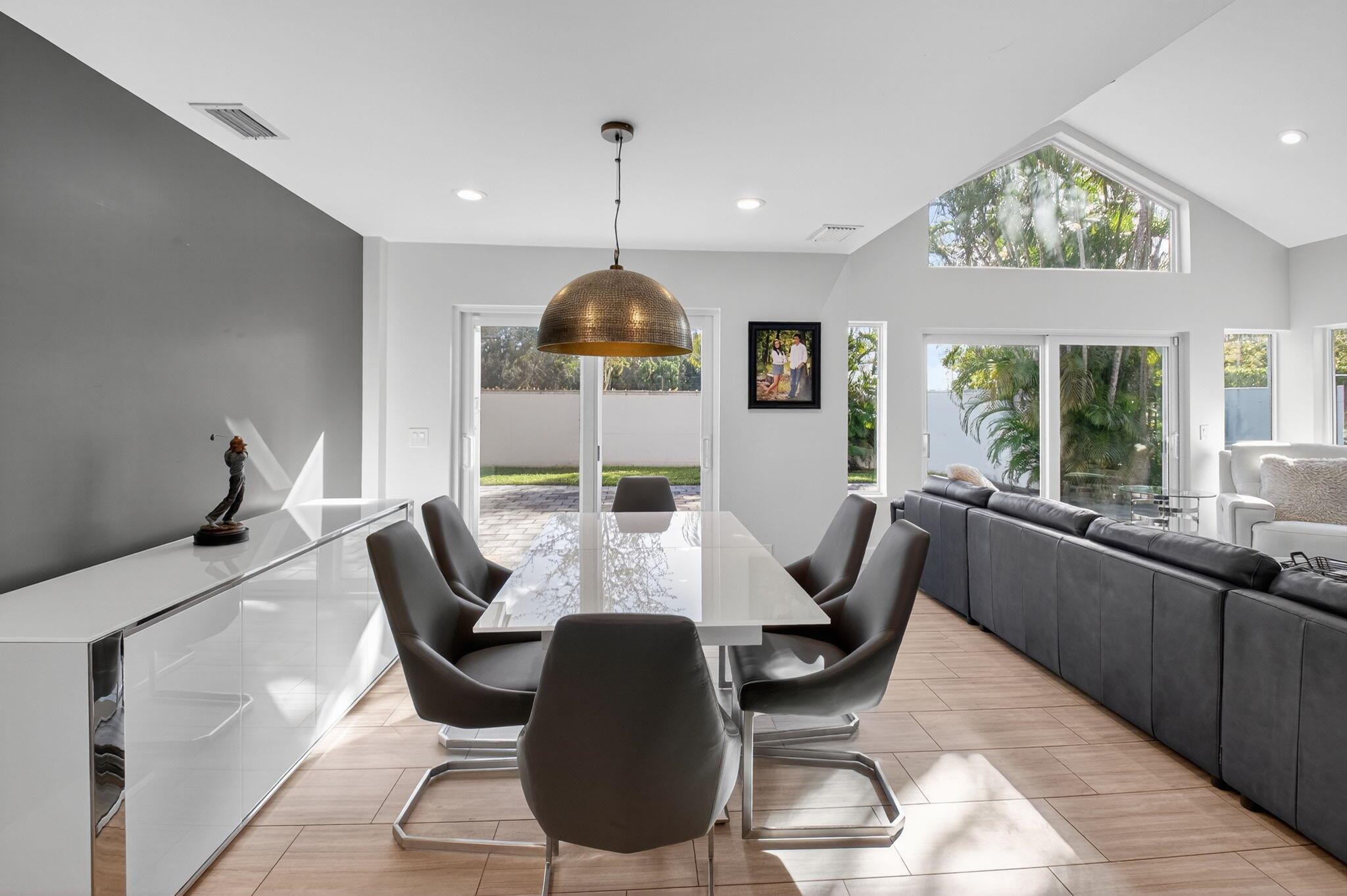 CEDAR CAY - Residential