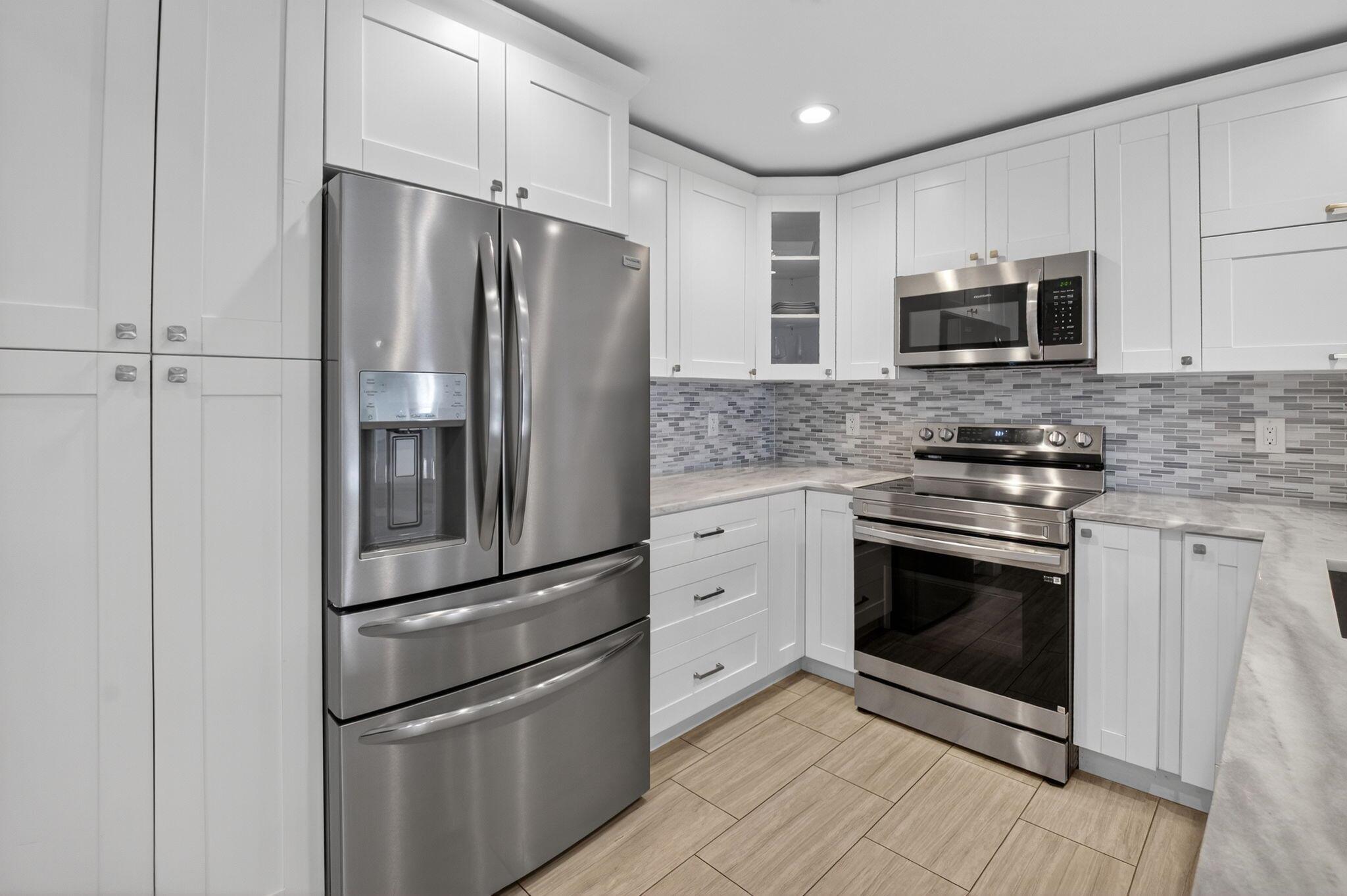 CEDAR CAY - Residential