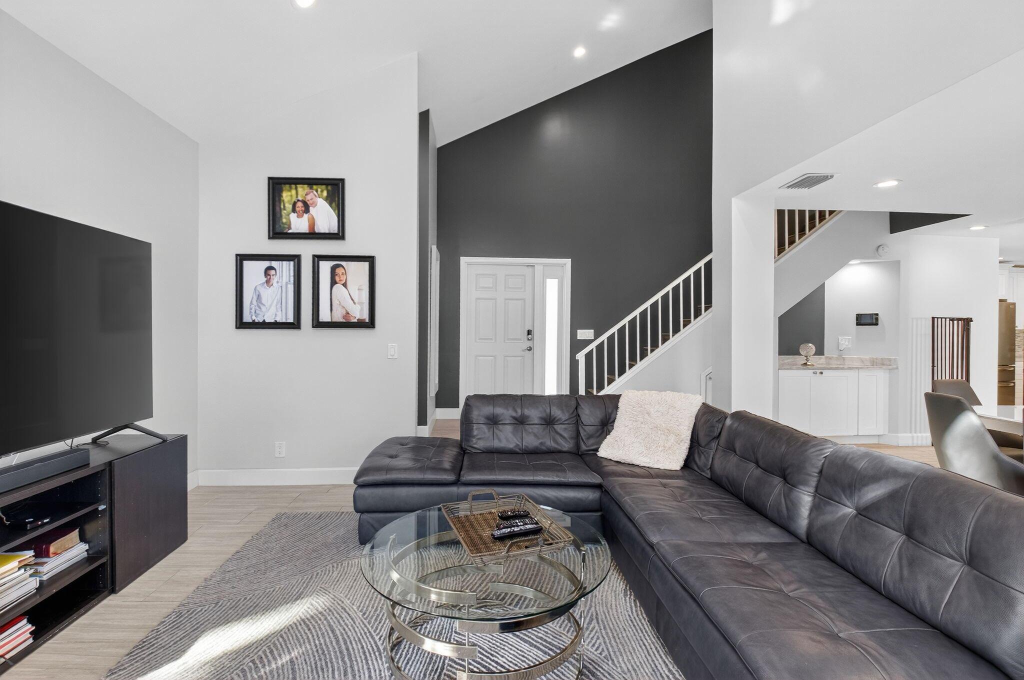 CEDAR CAY - Residential