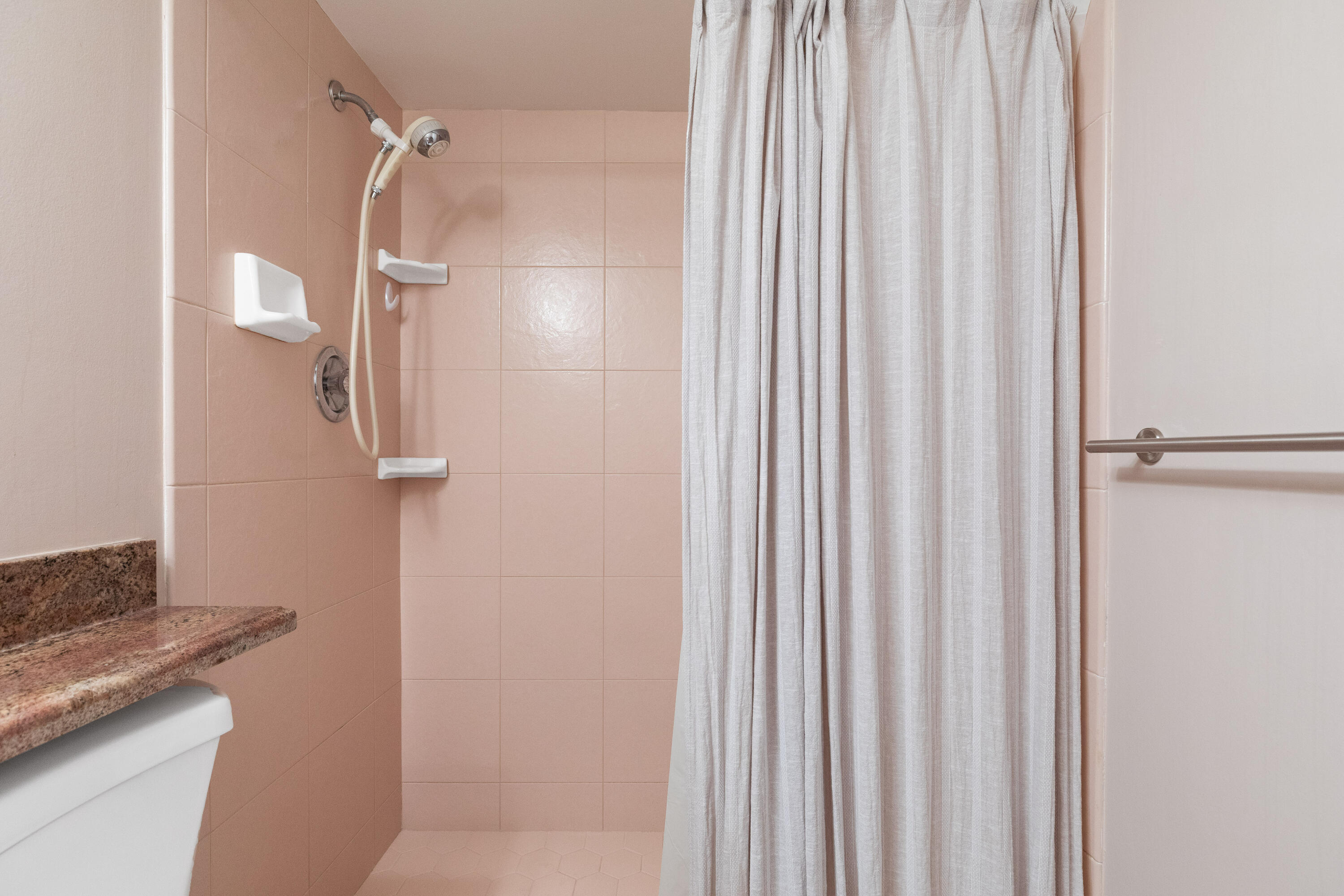 GARDEN-AIRE VILLAGE - Residential