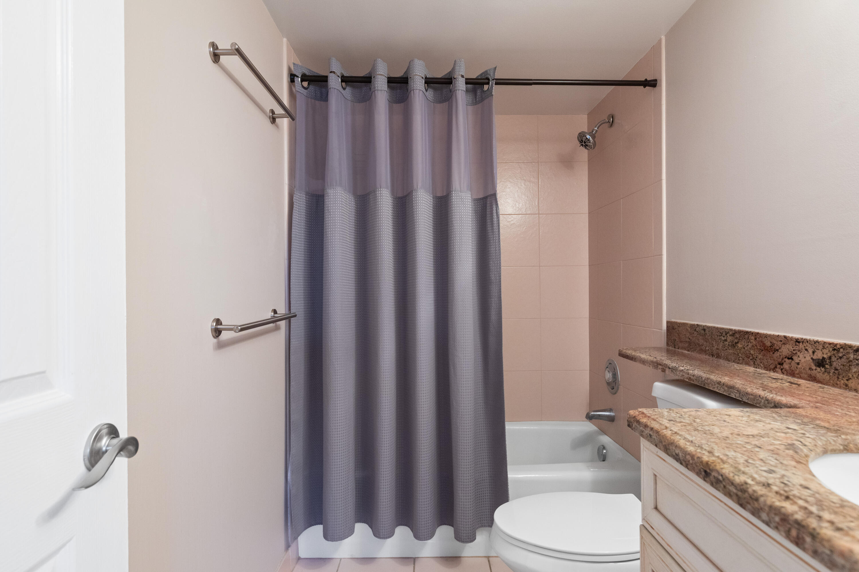 GARDEN-AIRE VILLAGE - Residential