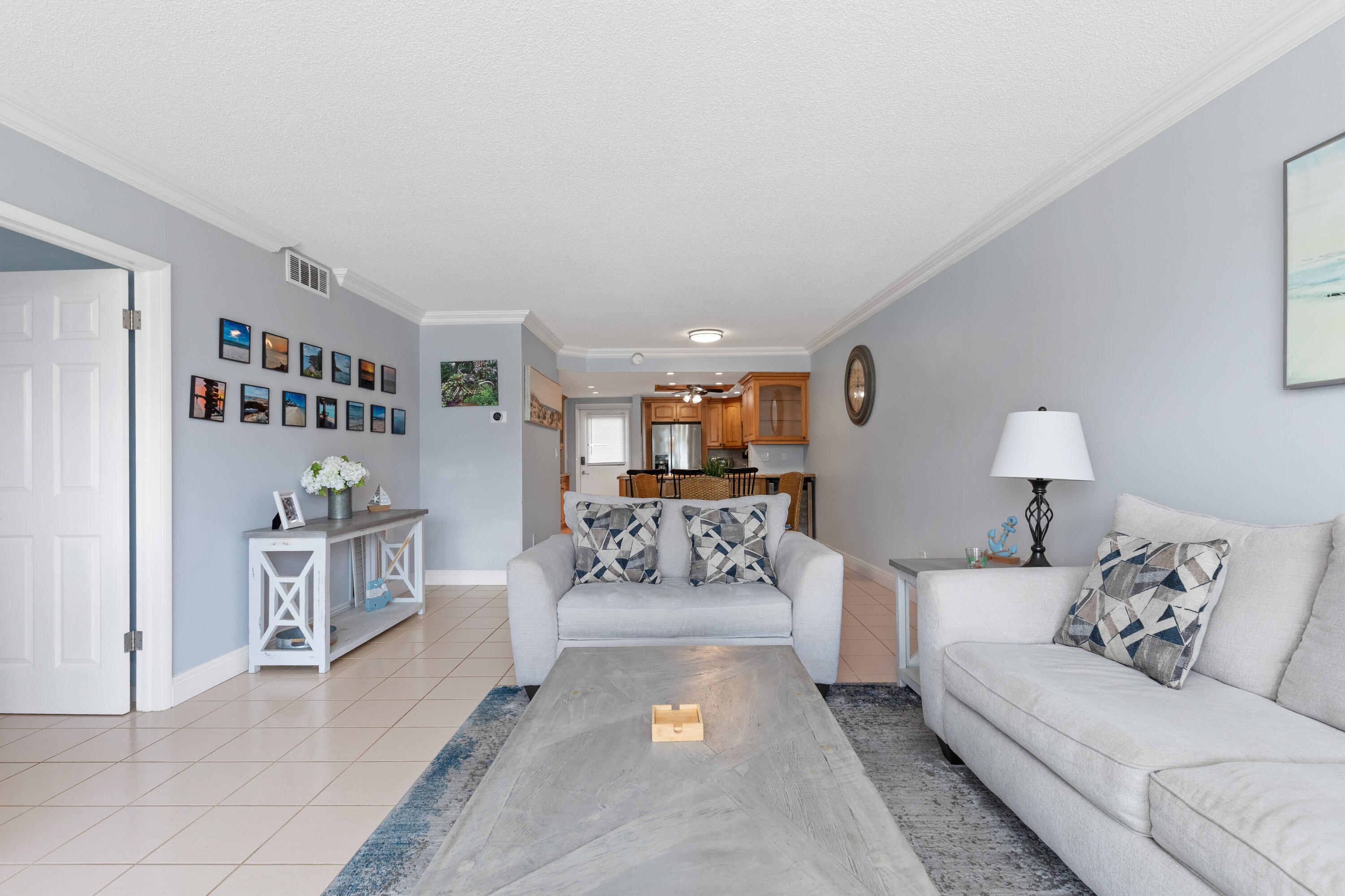 GARDEN-AIRE VILLAGE - Residential