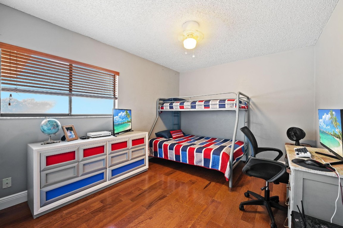 Weston, Florida, 33326, United States, 5 Bedrooms Bedrooms, ,4 BathroomsBathrooms,Residential,Active,1988780