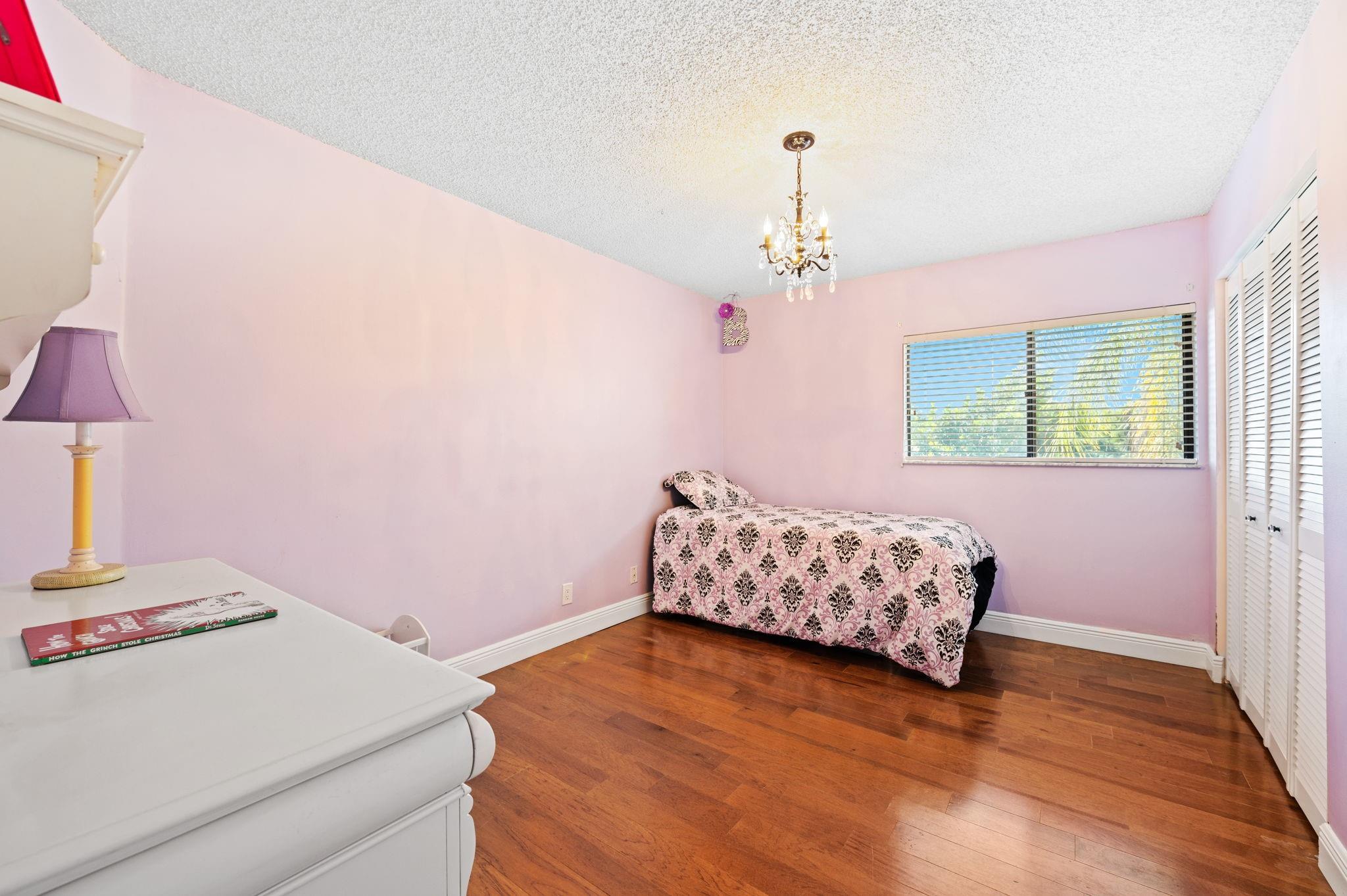 Sector 5 Prcl 21/22 137-4 - Residential