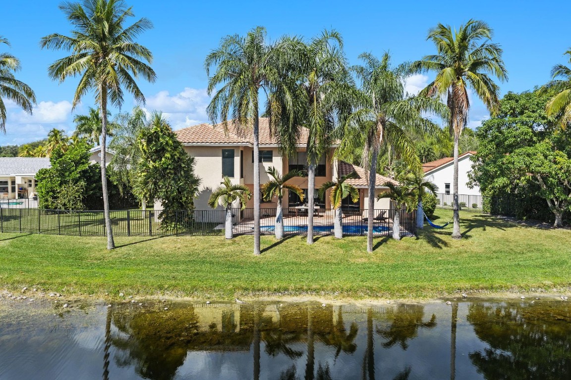 Weston, Florida, 33326, United States, 5 Bedrooms Bedrooms, ,4 BathroomsBathrooms,Residential,Active,1988780