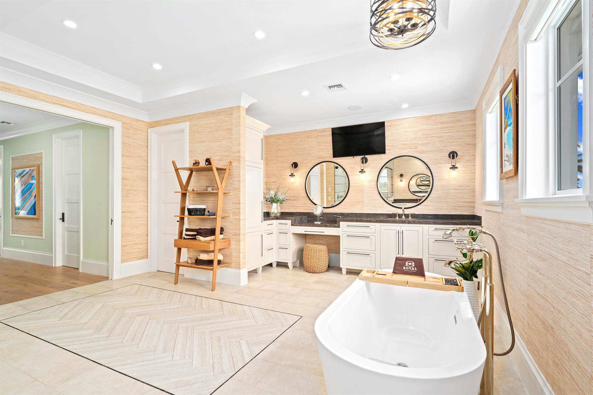 HARBOR VILLAGE SEC F - Residential