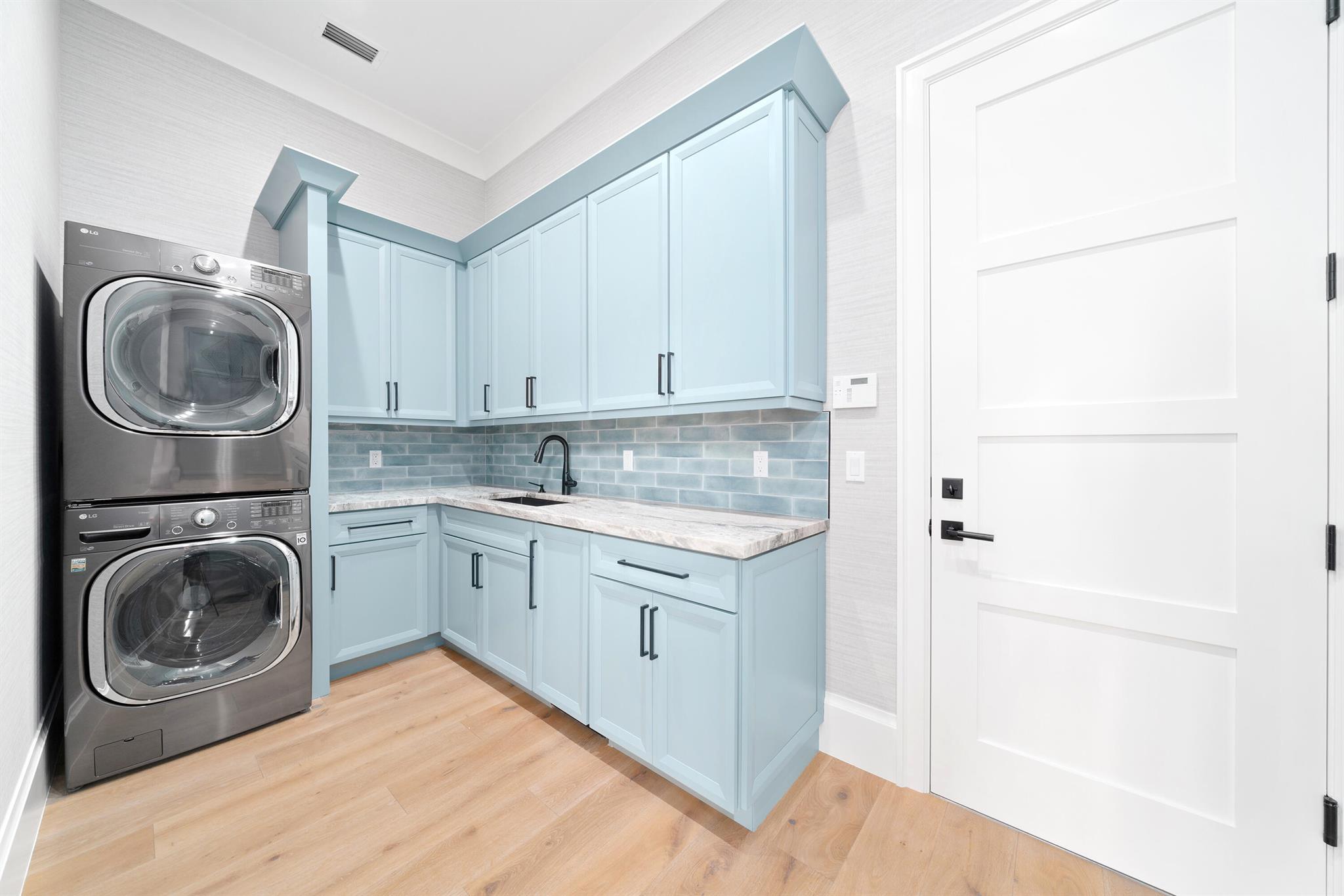 HARBOR VILLAGE SEC F - Residential