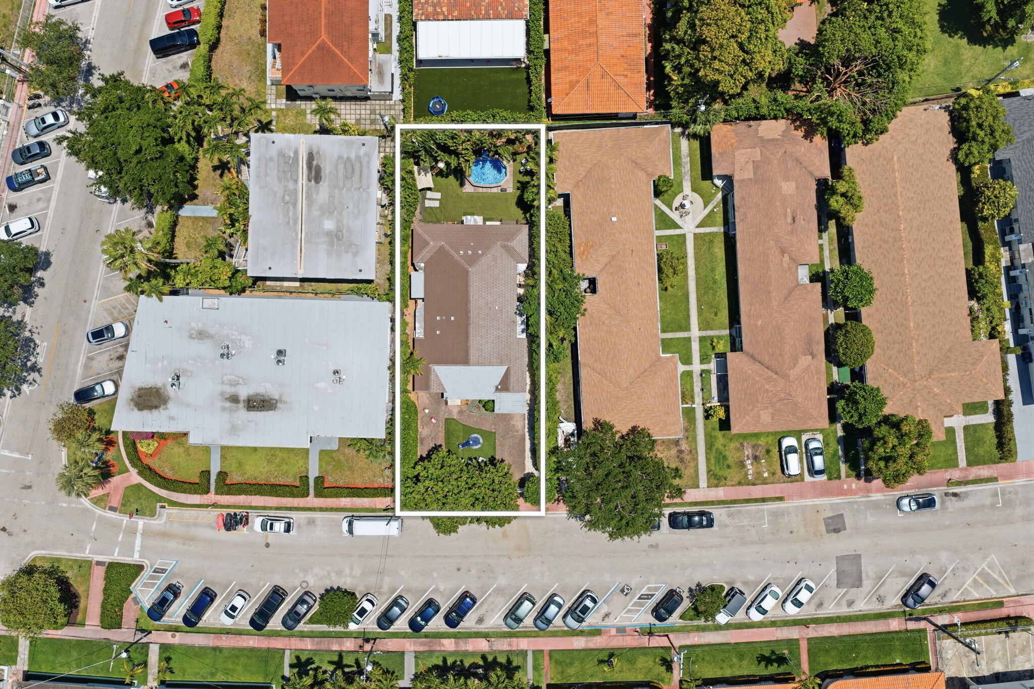 2183 Bay Drive