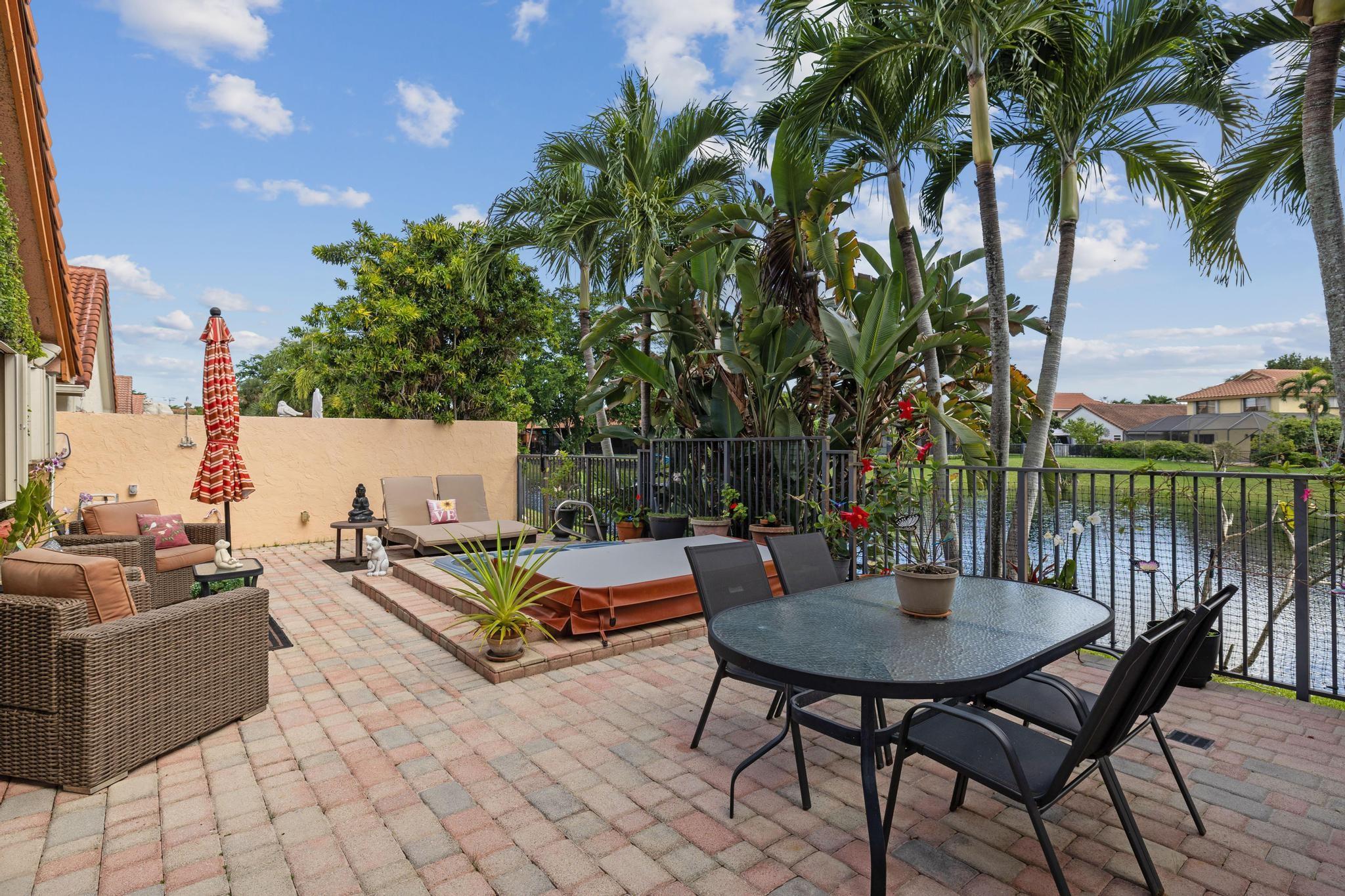 The Villages Of Hillsboro - Residential