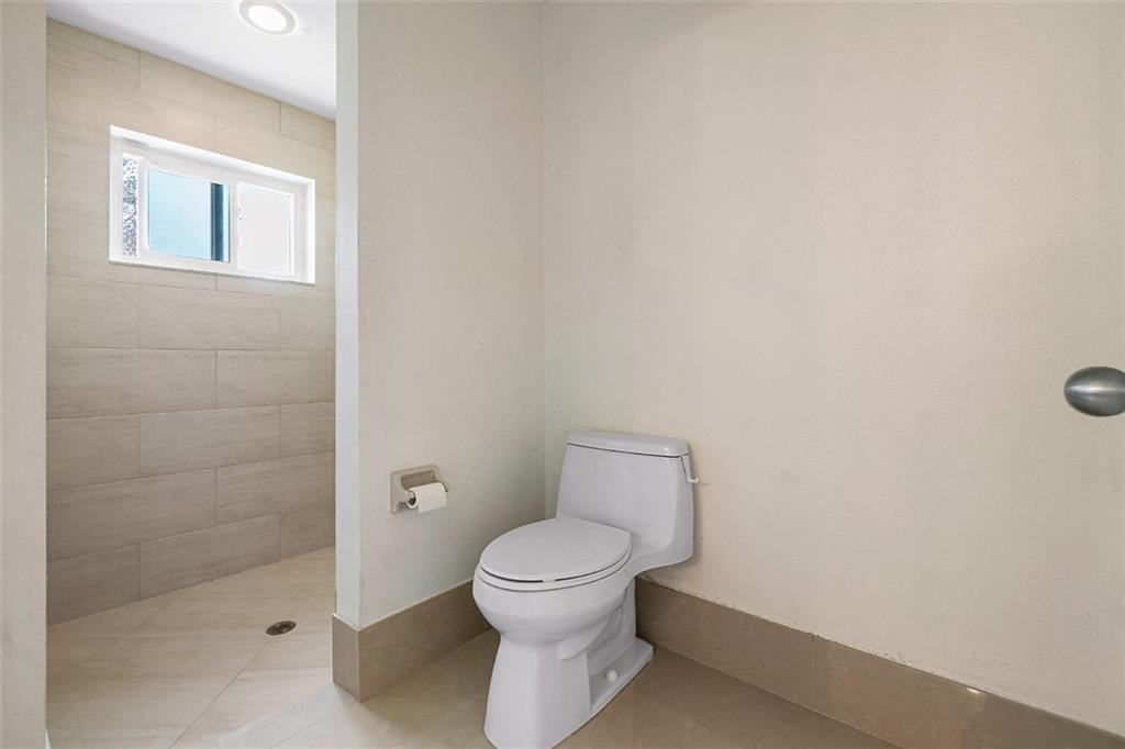 Pinetree Estates - Residential Lease