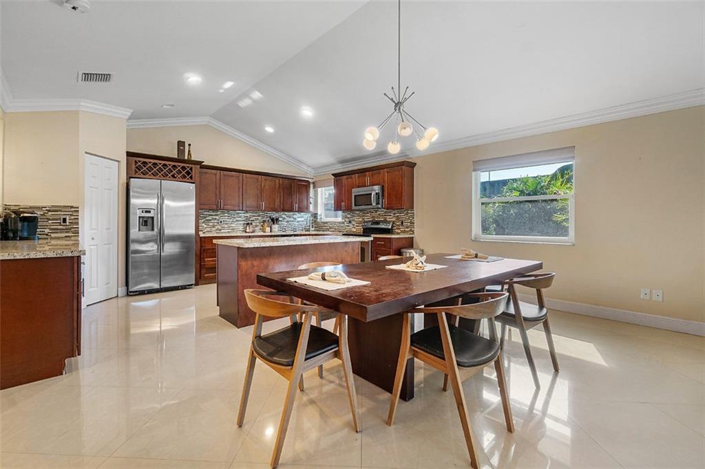 Pinetree Estates - Residential Lease