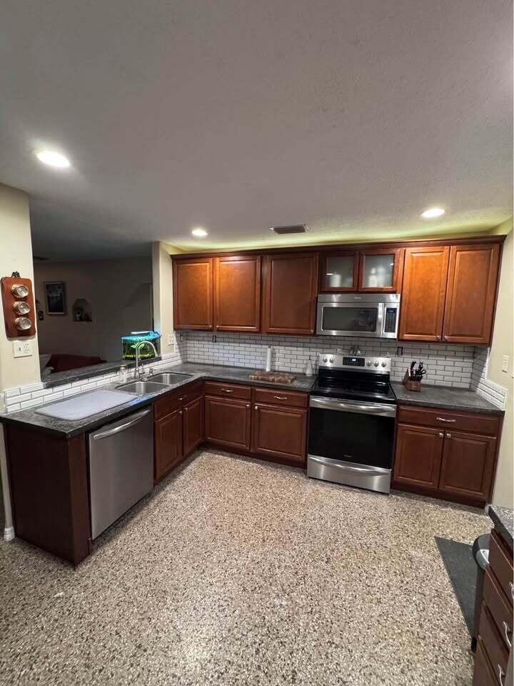 View photos, virtual tours, details... 2108 Donald Avenue